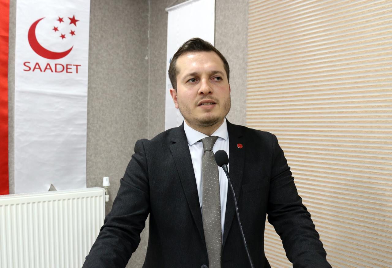 Başkan Karataş: "Türk Milleti, Dürüst Ve Temiz Kadroları Her Zaman Bağrından Çıkartır"