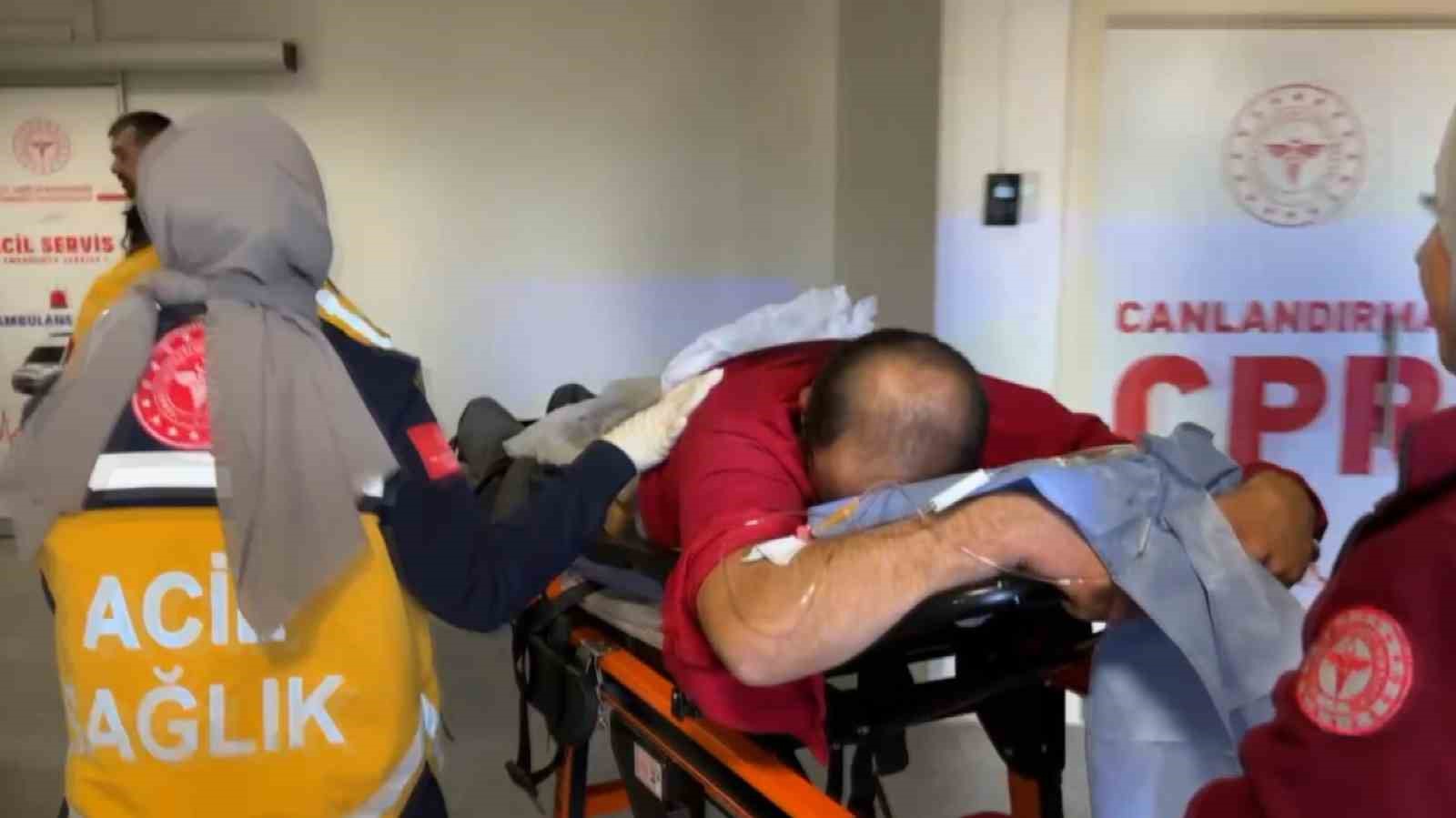 Kendisini Darp Eden Komşusunu Sırtından Bıçakladı