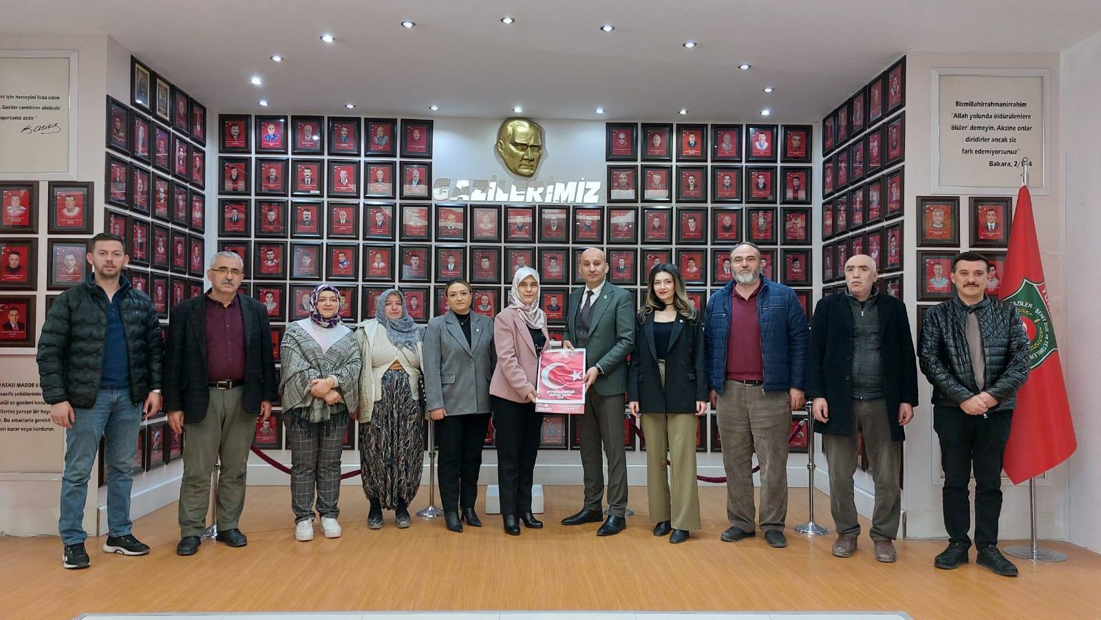 İYİ Parti Kadın Kolları Heyetinden, Başkan Kumartaşlı'ya Ziyaret