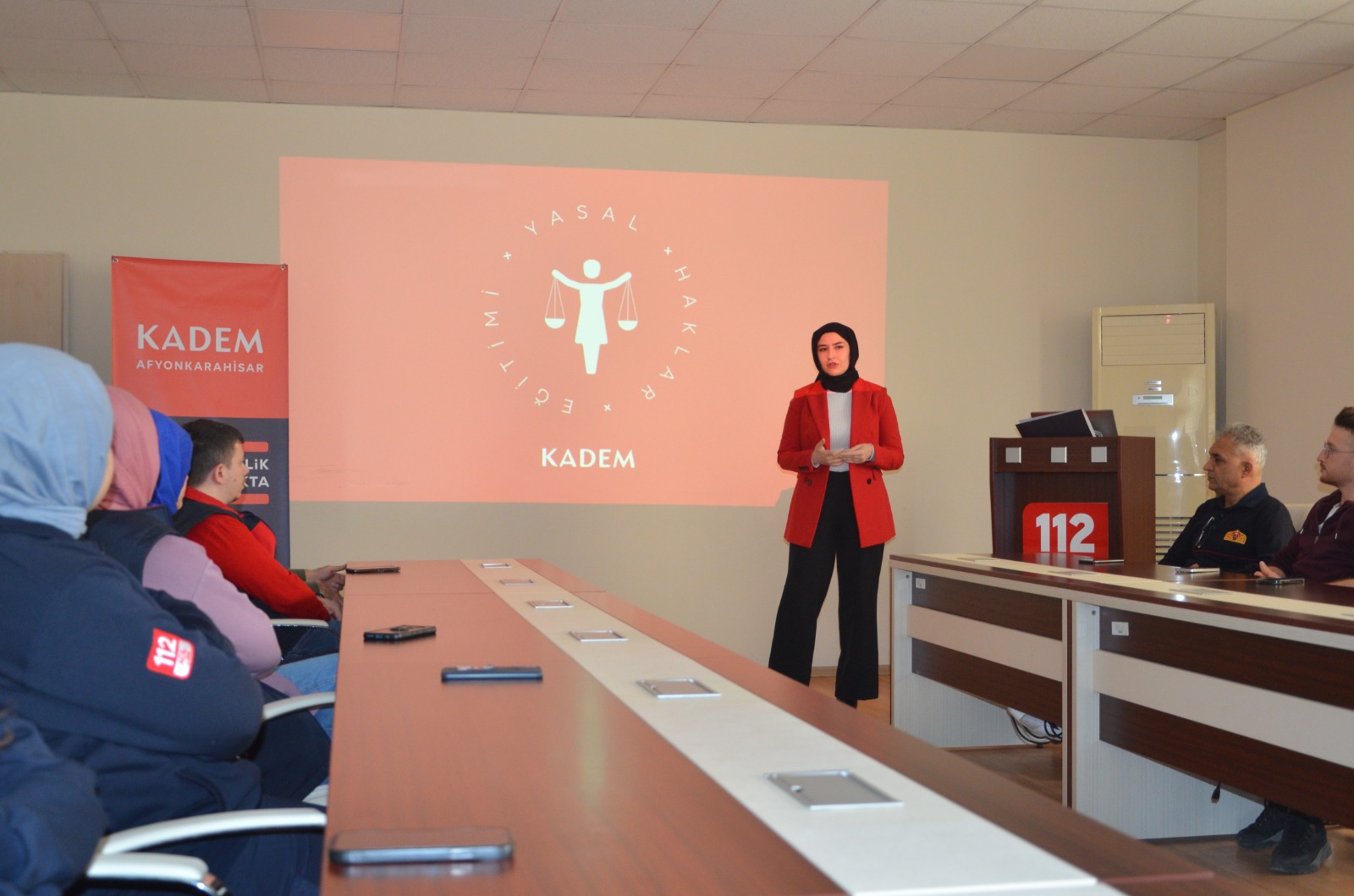 KADEM’DEN 112 Personeline "Yasal Haklar" Eğitimi