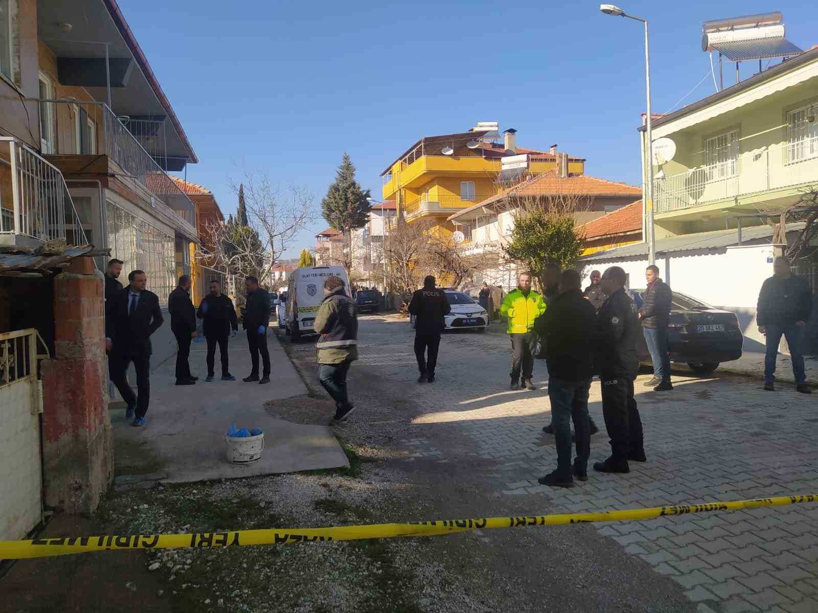 3 Gündür Kayıp Olan Kadının Cansız Bedeni Karşı Komşusunun Bahçesindeki Çuvalda Bulundu
