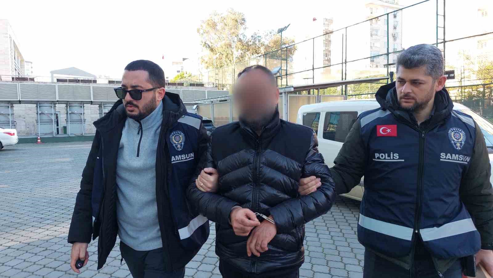 Tartıştığı Oğlunu Bıçaklayan Baba, Gözaltına Alındı