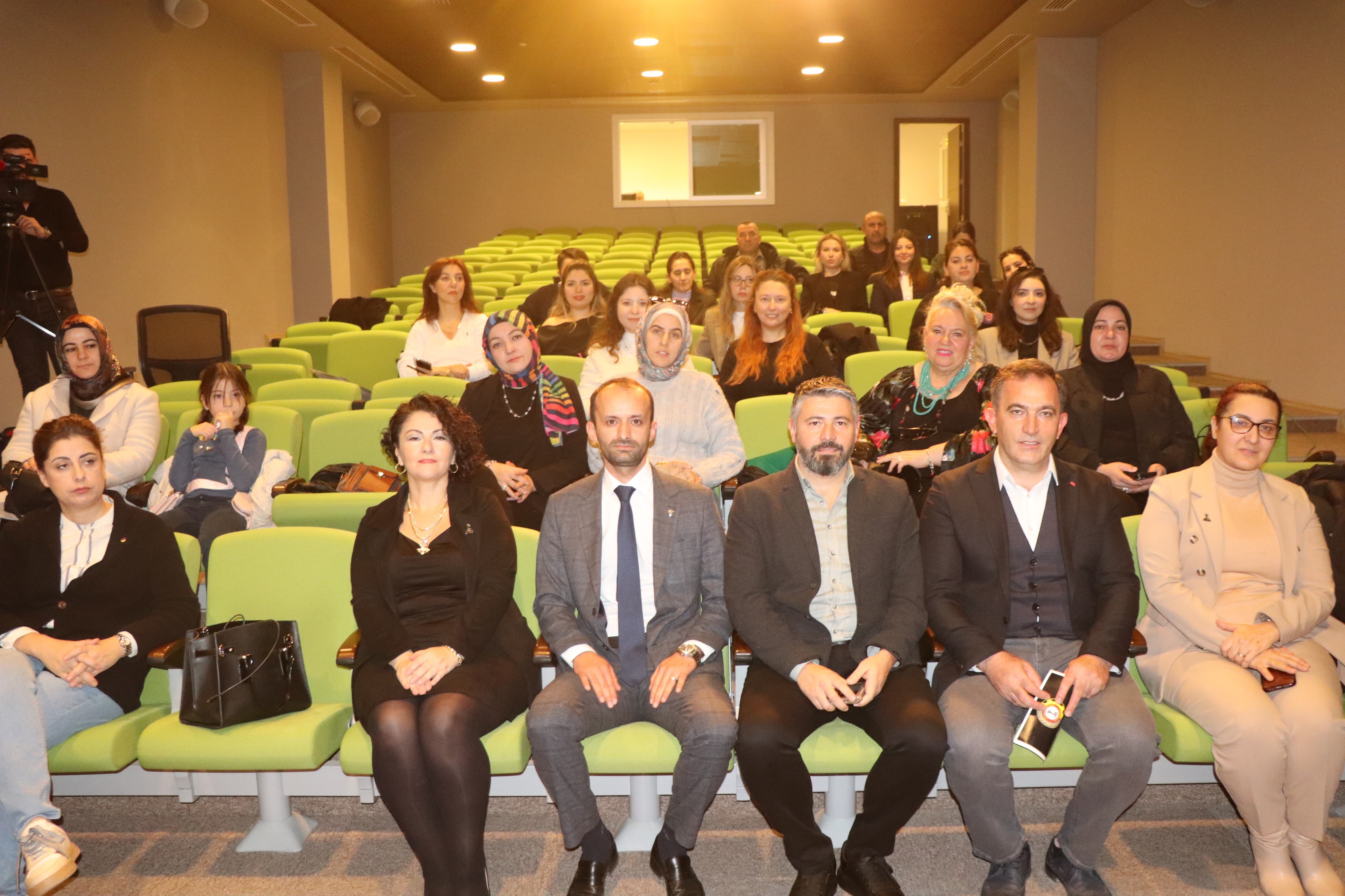 ATSO’DA Afyonkarahisar E-İhracat Zirvesi Düzenlendi