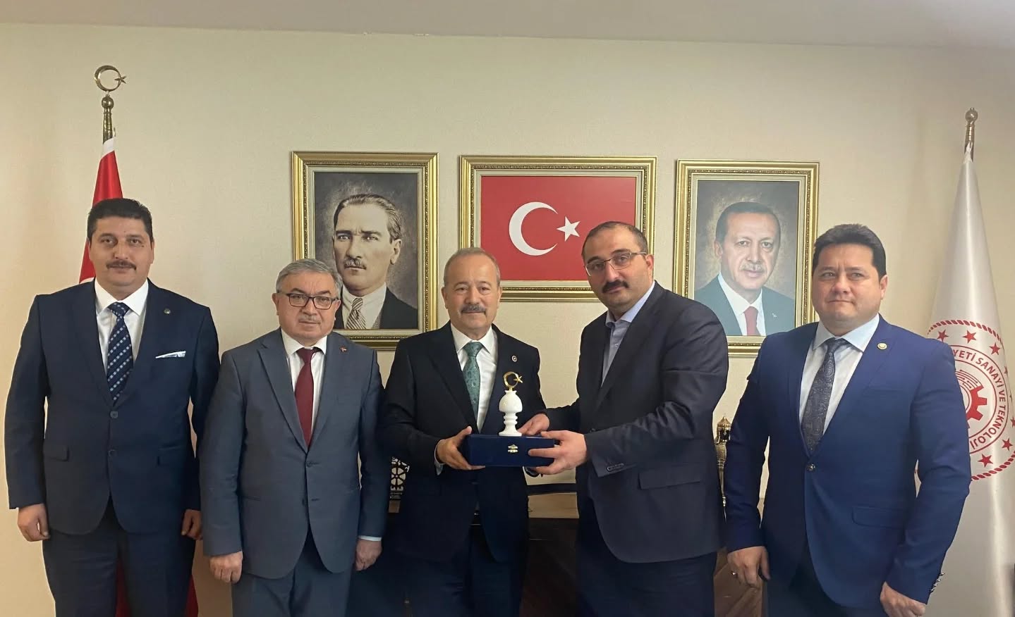 MHP HEYETİNDEN ANKARA ÇIKARTMASI