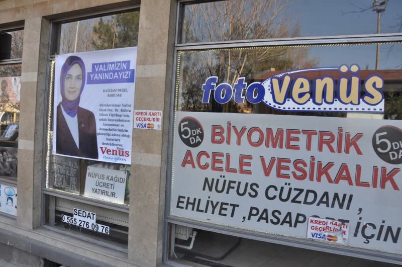 FOTO VENÜS İŞLETME SAHİBİ KÖKEN'DEN VALİ YİĞİTBAŞI'NA TAM DESTEK!