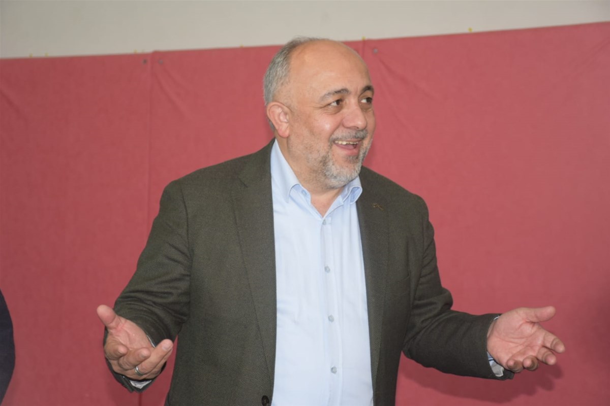 Kasapoğlu’ndan Voleybol Takımına Destek Ziyareti