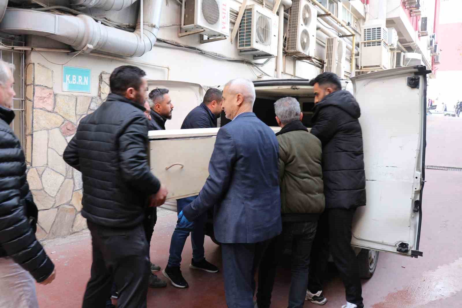 Eğlence Mekanında Bıçakla Yaralanan Genç Hayatını Kaybetti