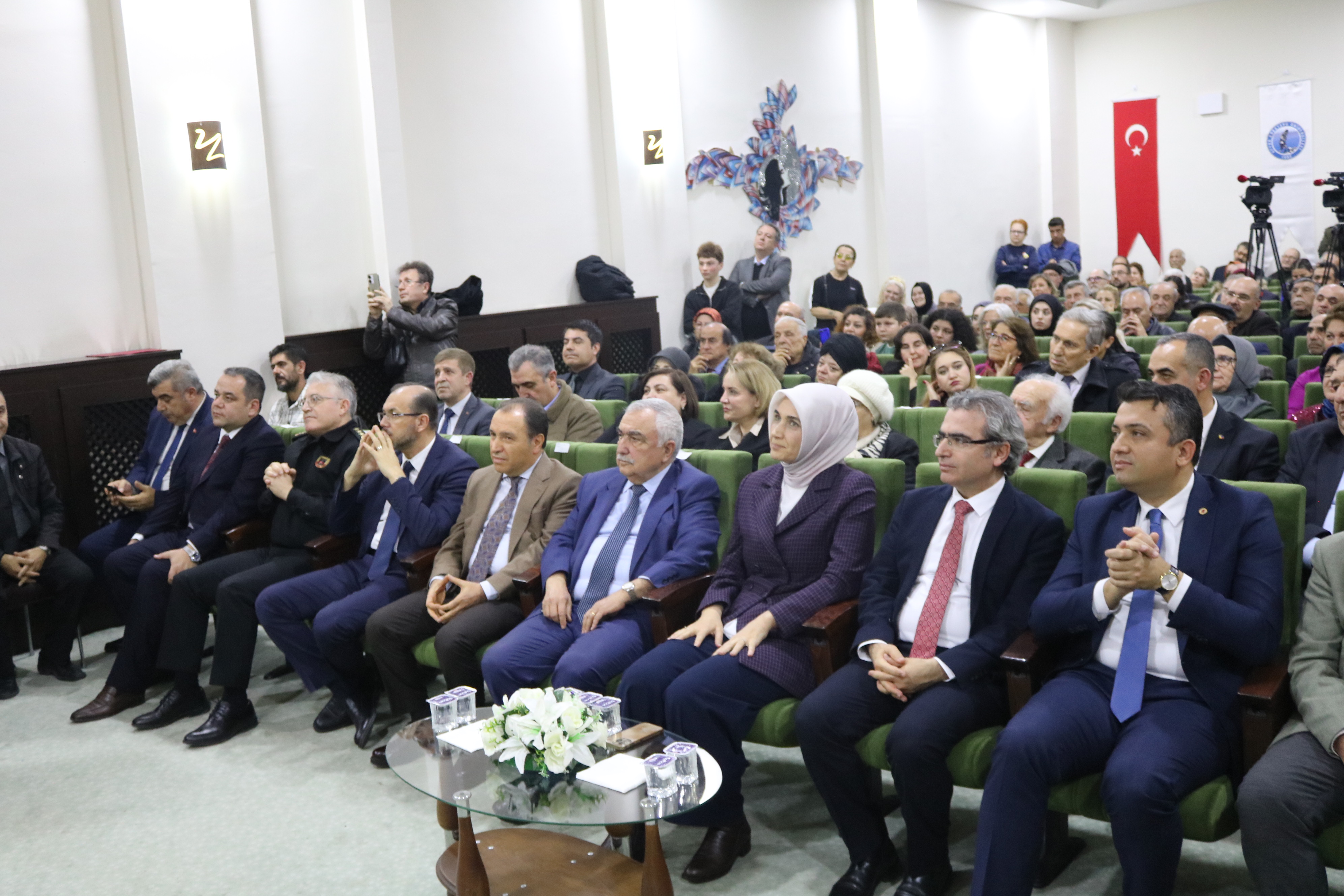 MAĞRİFET İLTİFATA TABİ: ADD BAŞARI ÖDÜLLERİ SAHİPLERİNİ BULDU