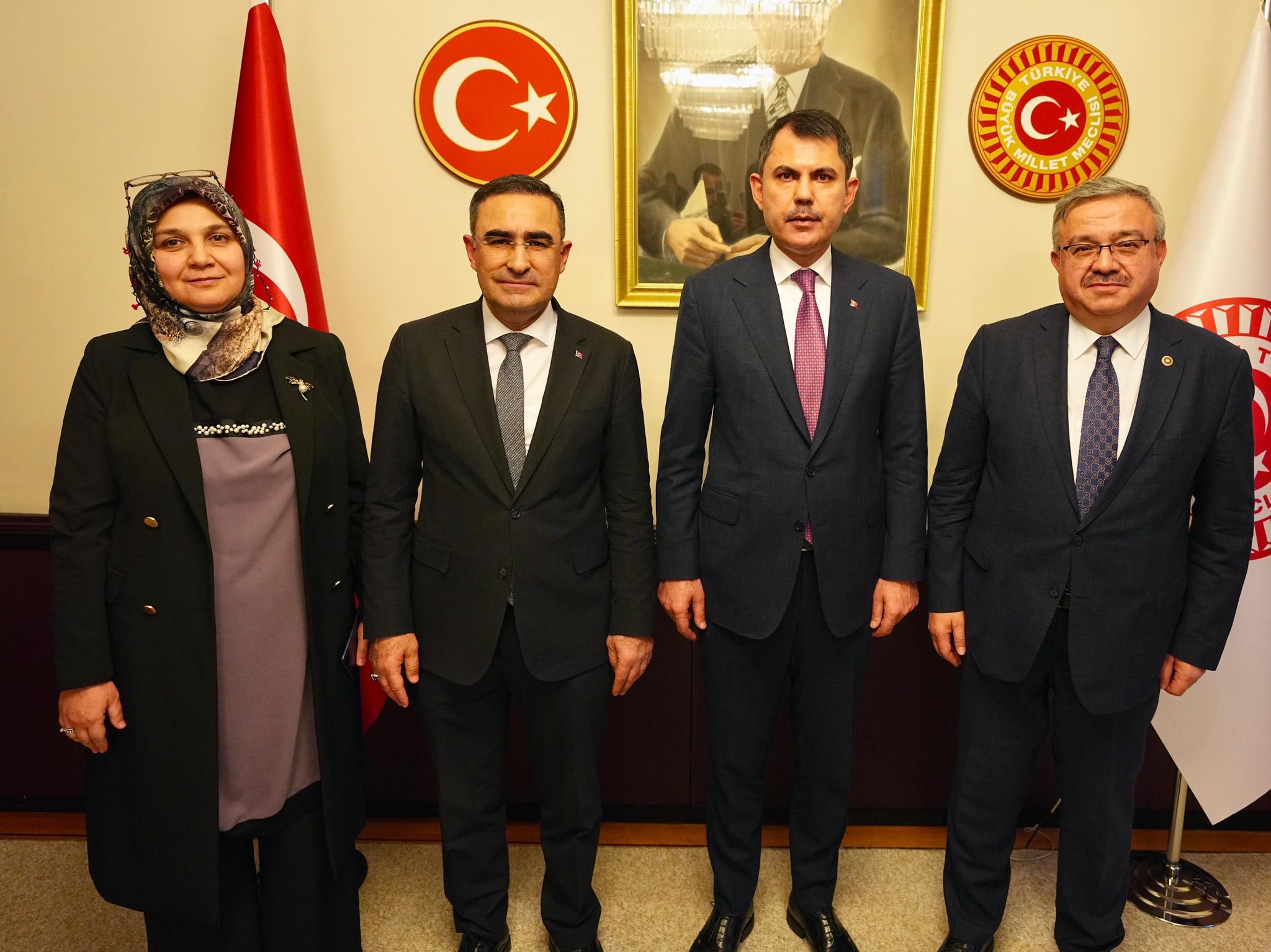 Bakan Kurum’dan Afyon’a Destek Sözü