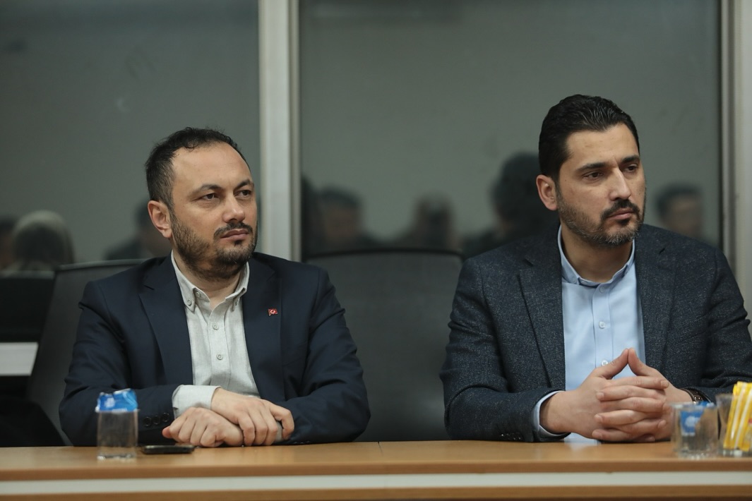 İl Başkanı Şahin, Belediye Başkanlarıyla İstişare Toplantısı Düzenledi