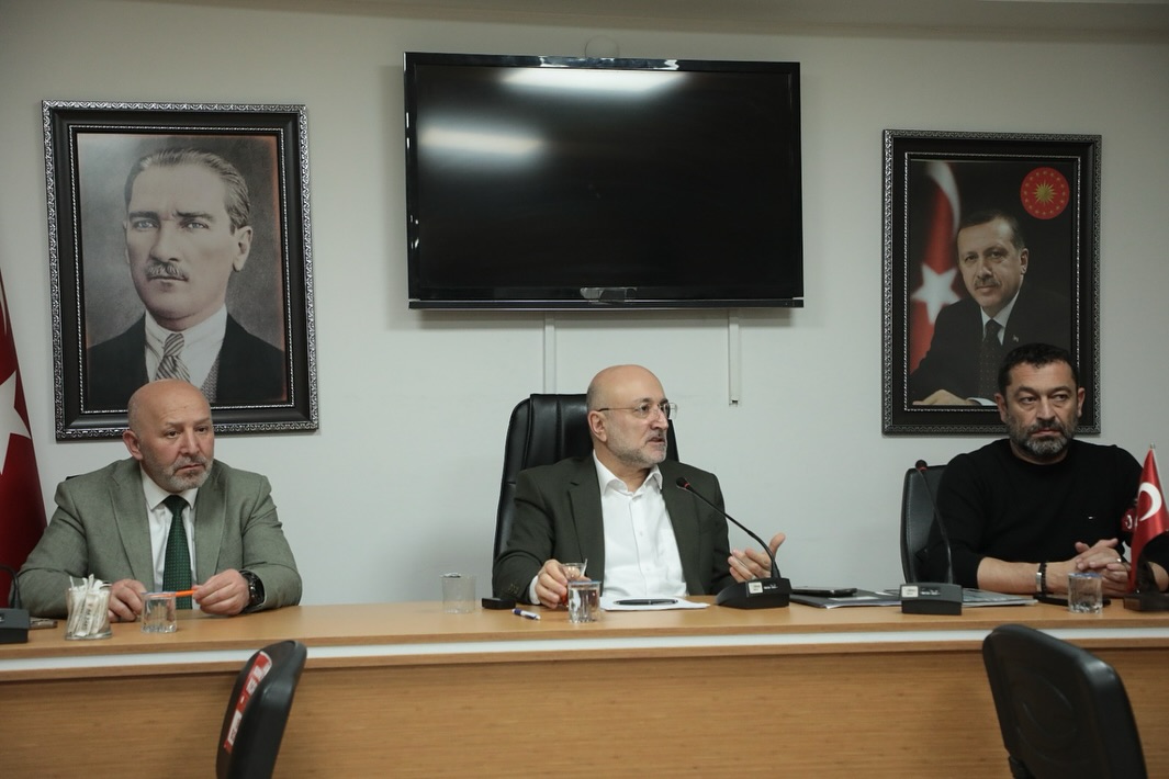 İl Başkanı Şahin, Belediye Başkanlarıyla İstişare Toplantısı Düzenledi