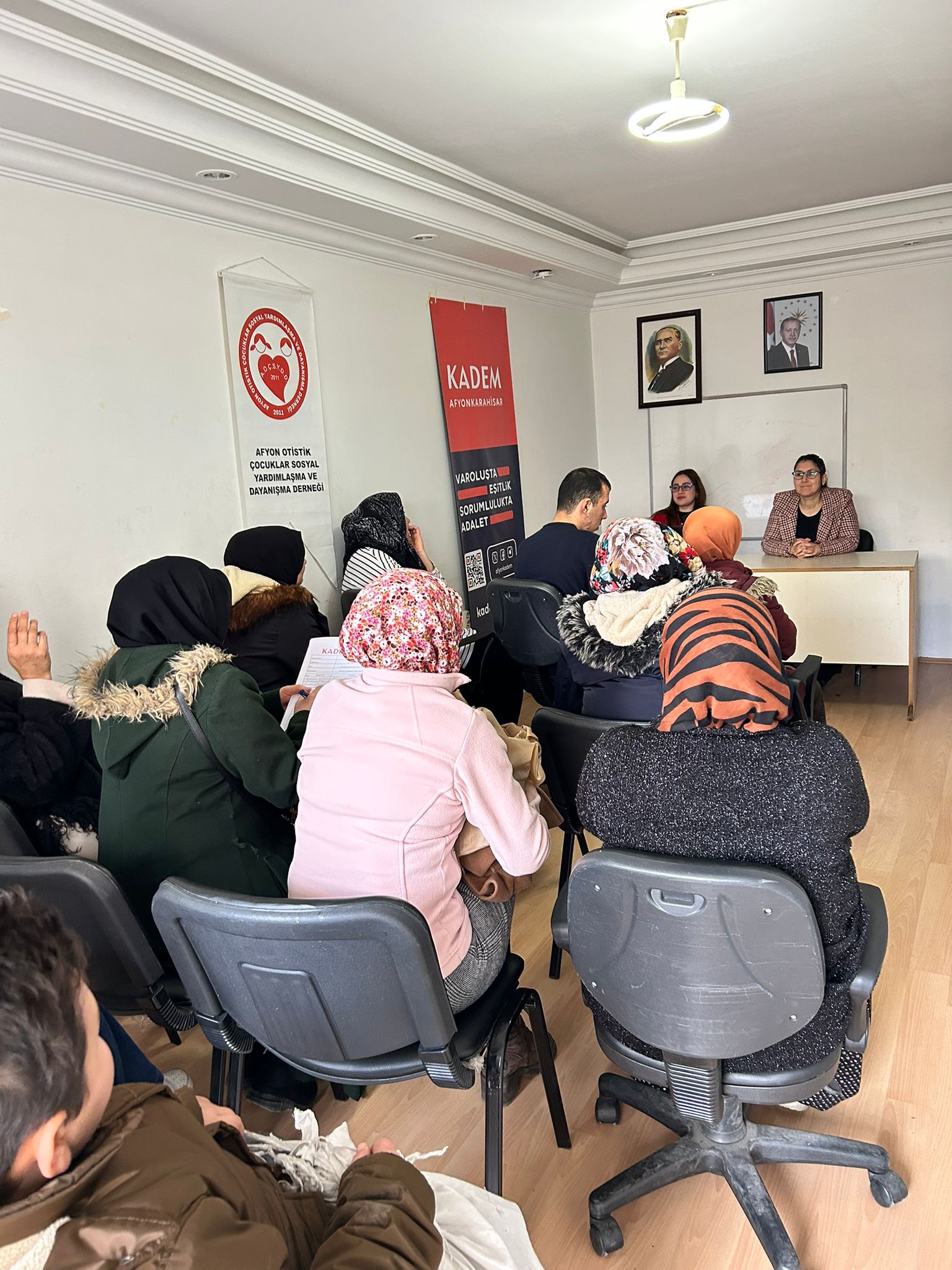 KADEM Afyon’dan Beyazay Üyelerine Sosyal Yardımlar Eğitimi
