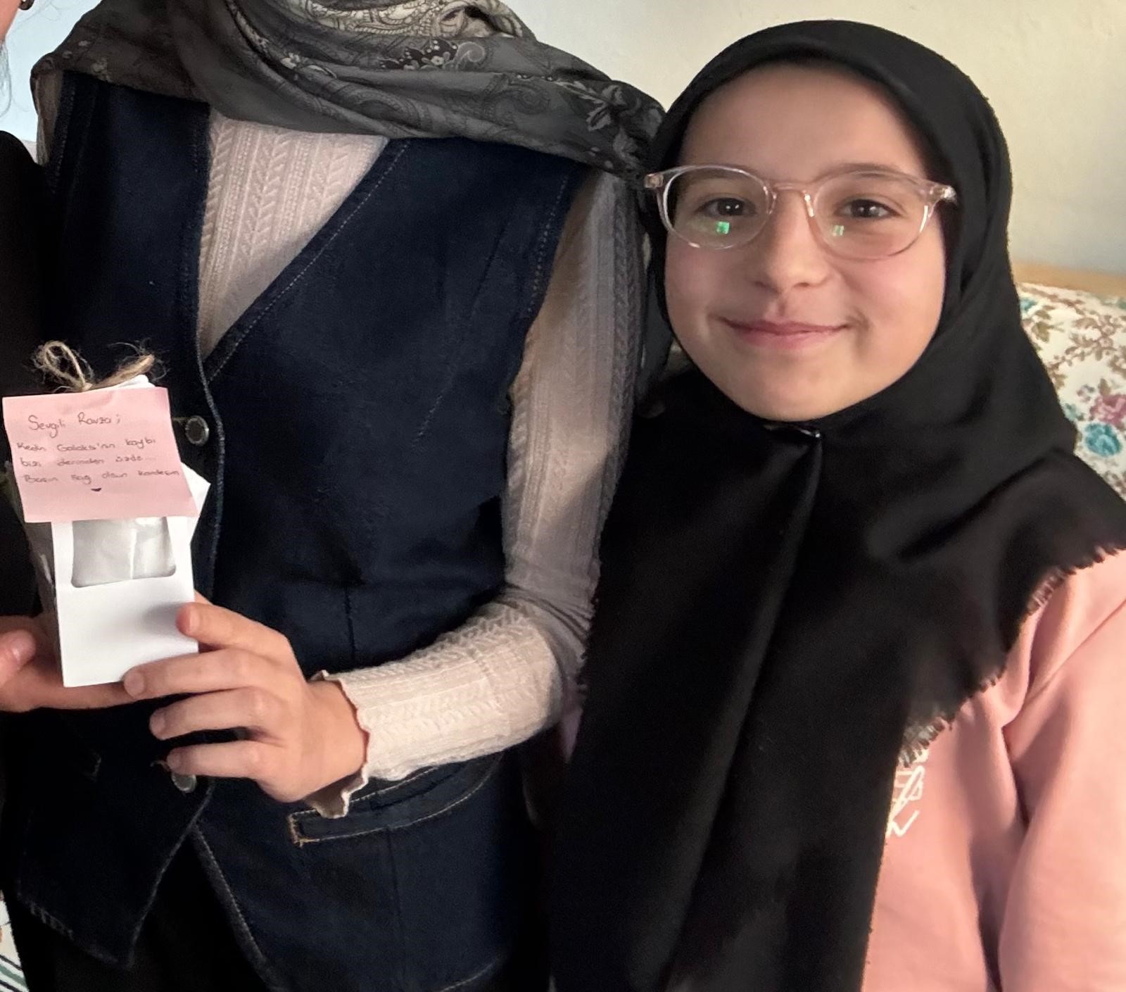 Anadolu Gençlik Derneği Afyonkarahisar Kadın Kolları’ndan Duyarlılık Örneği