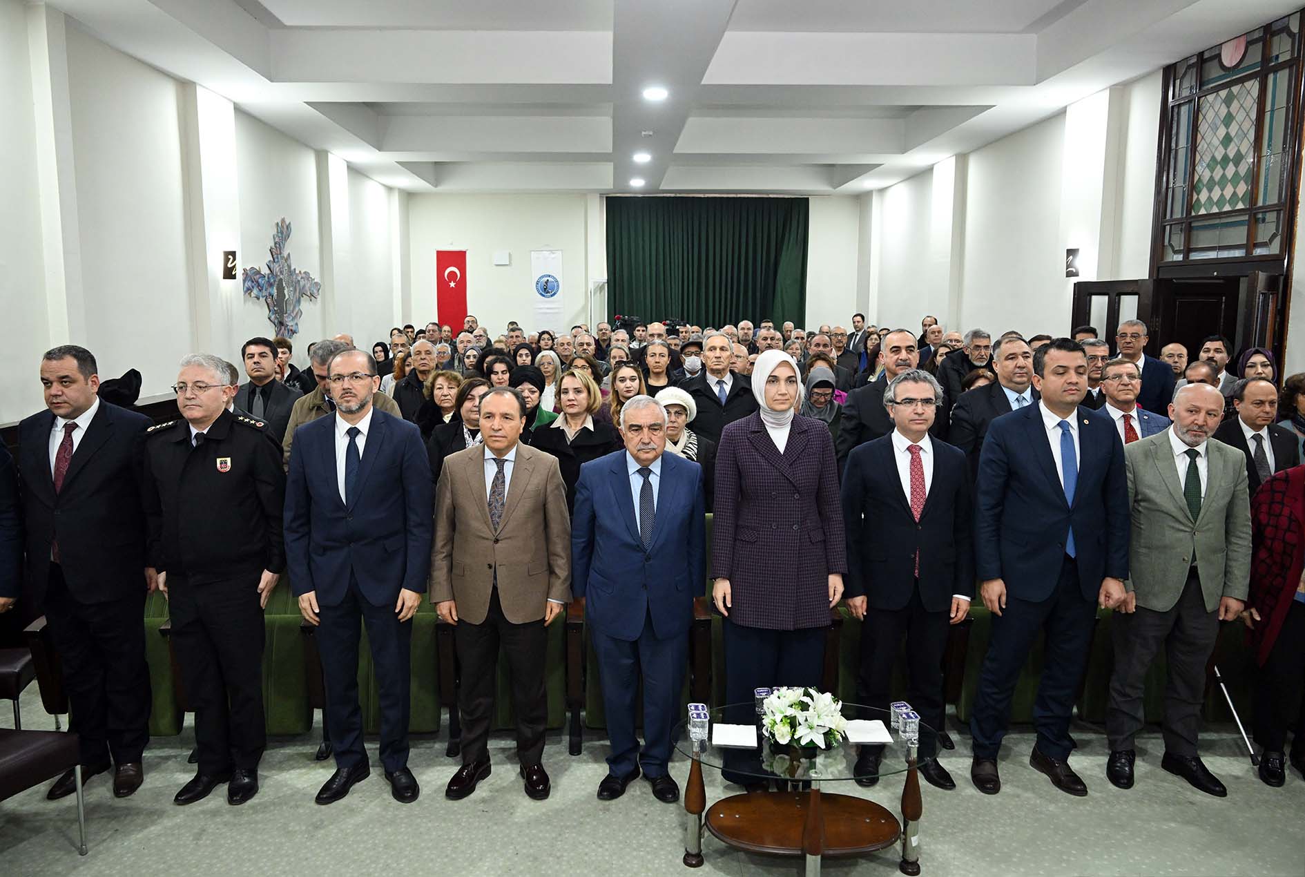 Atatürkçü Düşünce Derneğinden Karakaş’a Sanat Ödülü