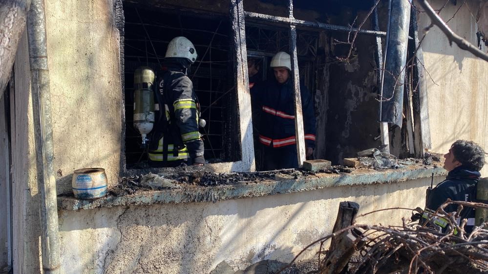 Yangın Faciasında Ağır Yaralanan Genç Kız Hayatını Kaybetti
