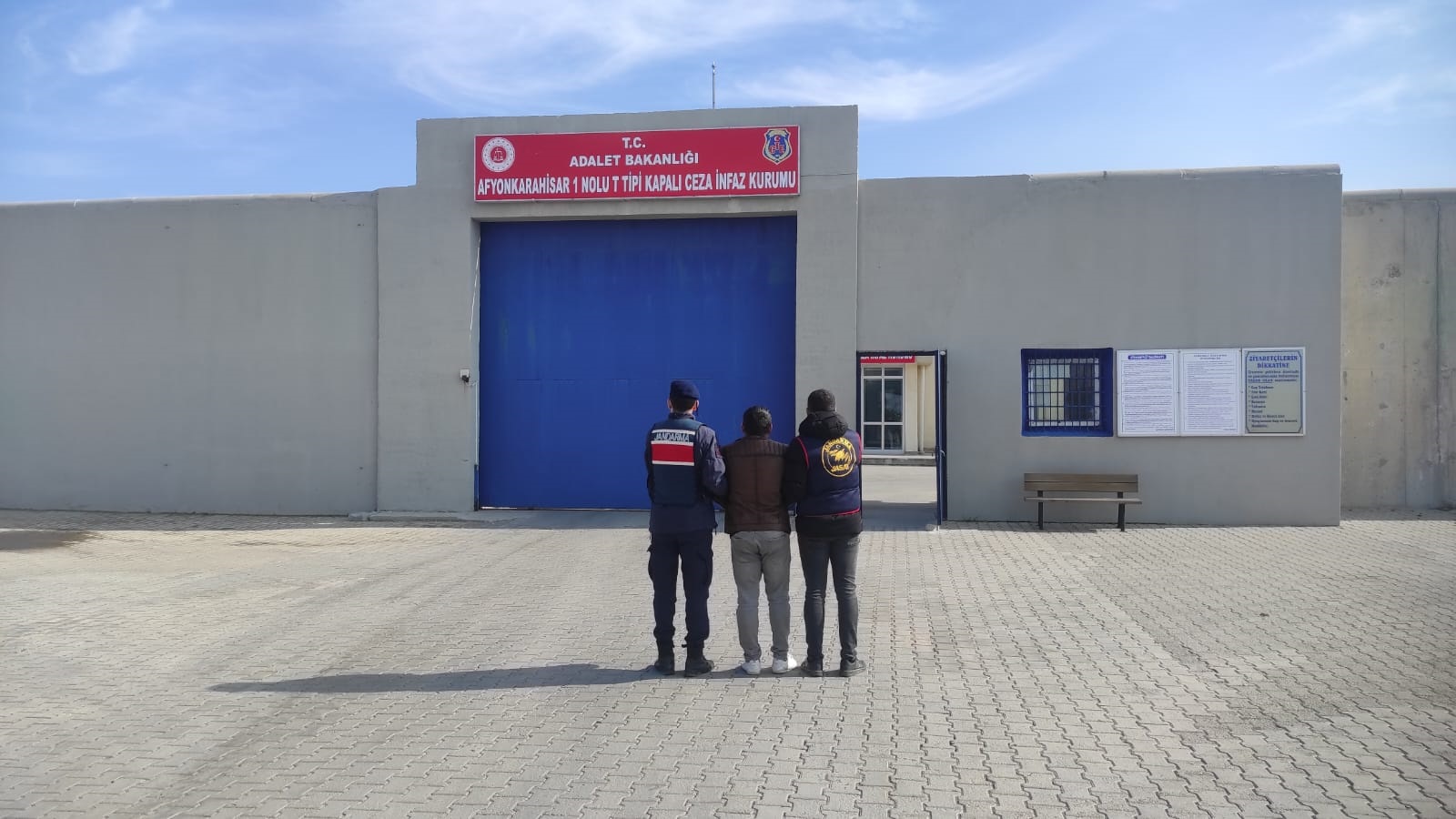 3 AYRI SUÇTAN 19 YIL HAPİS CEZASIYLA ARANIYORDU