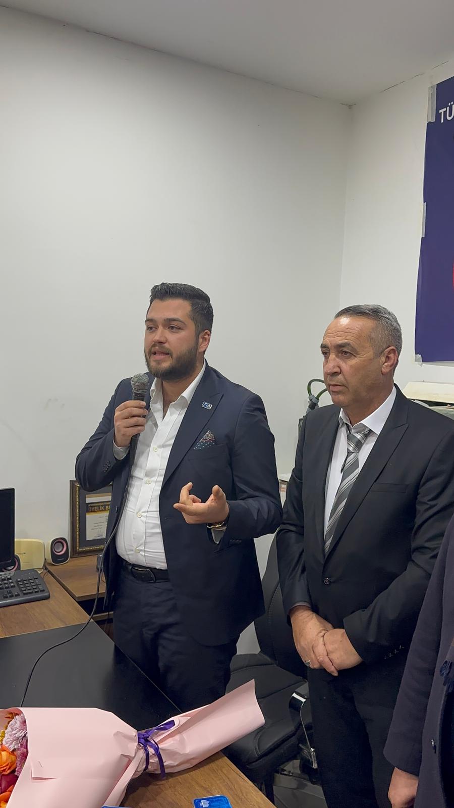 Anahtar Parti İhsaniye İlçe Başkanı Faruk Özdemir Oldu