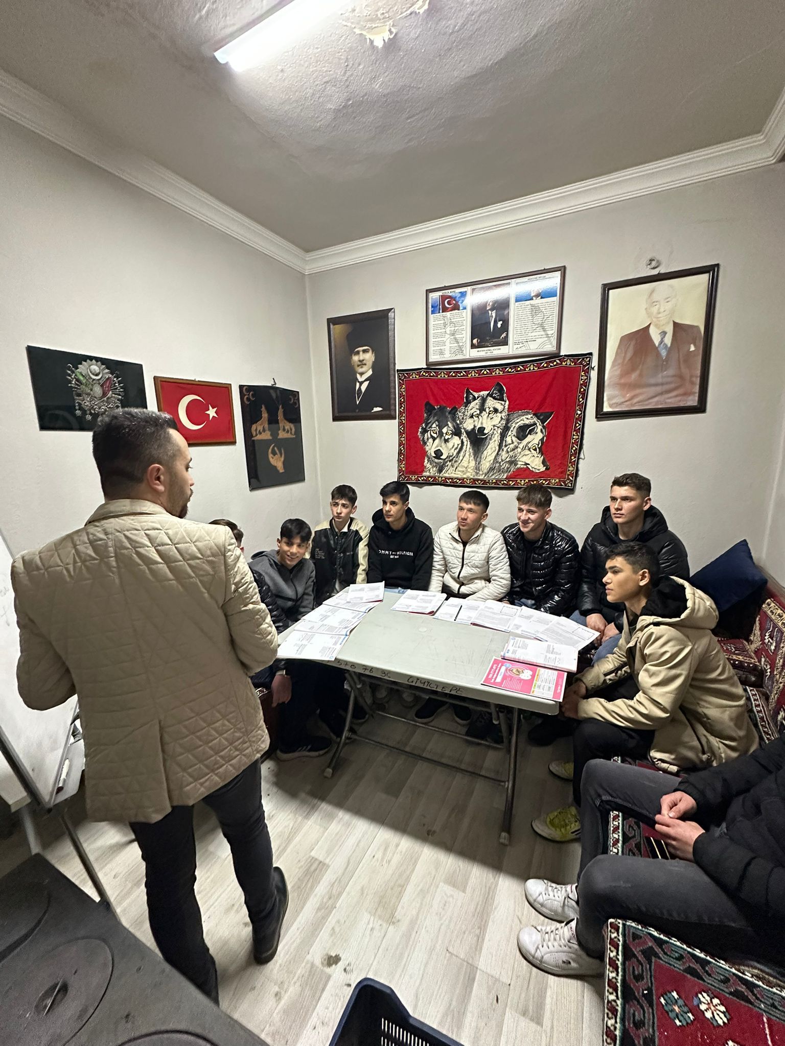 Kızılelma Programı  Gençlere Yol Gösteriyor
