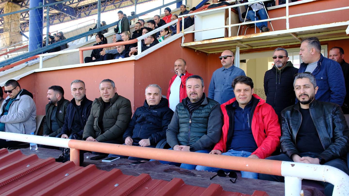 Dinar Belediye Spor, Play-Off’taki İkinci Galibiyetini Aldı