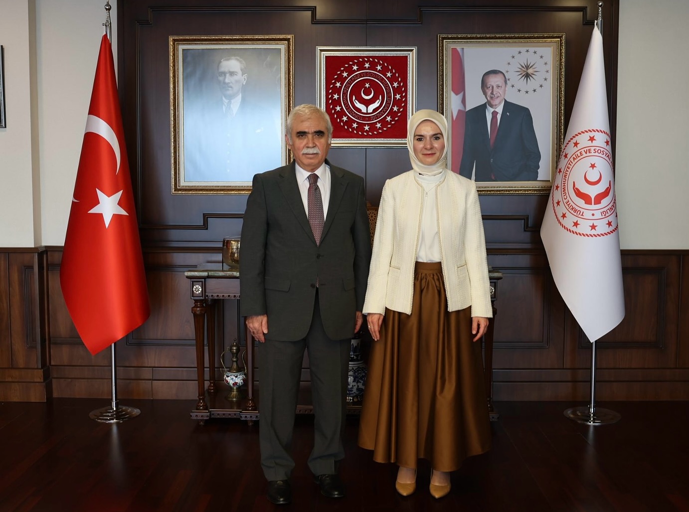 BAKAN GÖKTAŞ "ÖZKAYA’NIN ÖNERİLERİ BİZİM İÇİN KIYMETLİ"