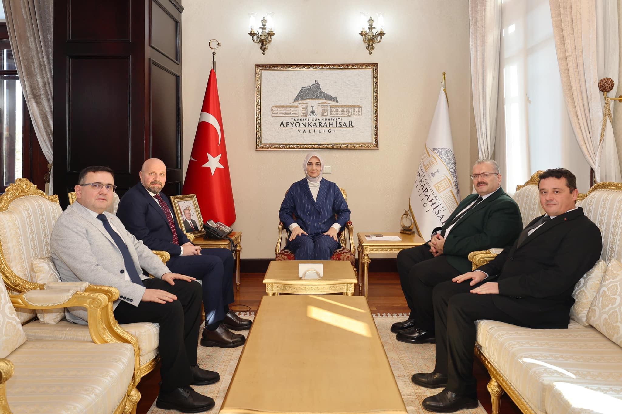 Vali Yiğitbaşı, Ak Parti Bolvadin İlçe Heyetini Ağırladı