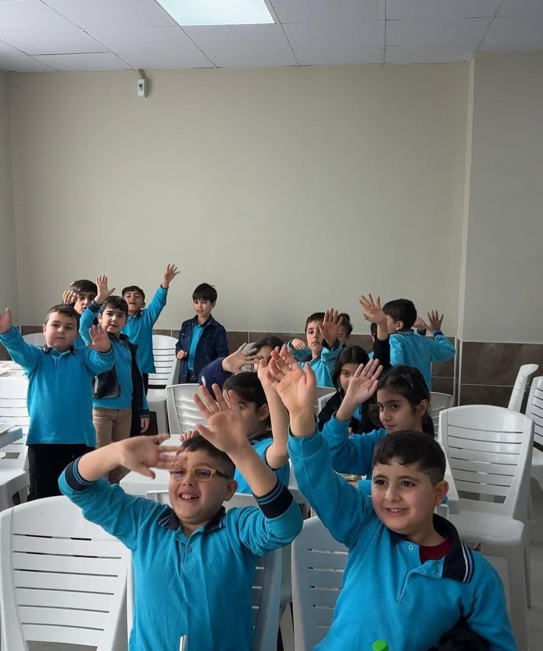 DEVLET ANA’NIN GÖNÜL KÖPRÜSÜ  İSKENDERUN’A CAN OLMAYA DEVAM EDİYOR