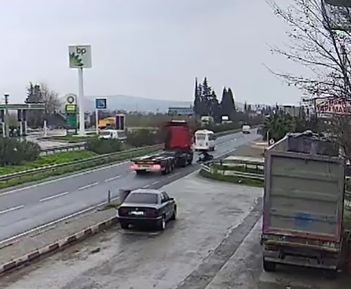Feci Kazada: 14 Yaşındaki Motosiklet Sürücüsü Hayatını Kaybetti