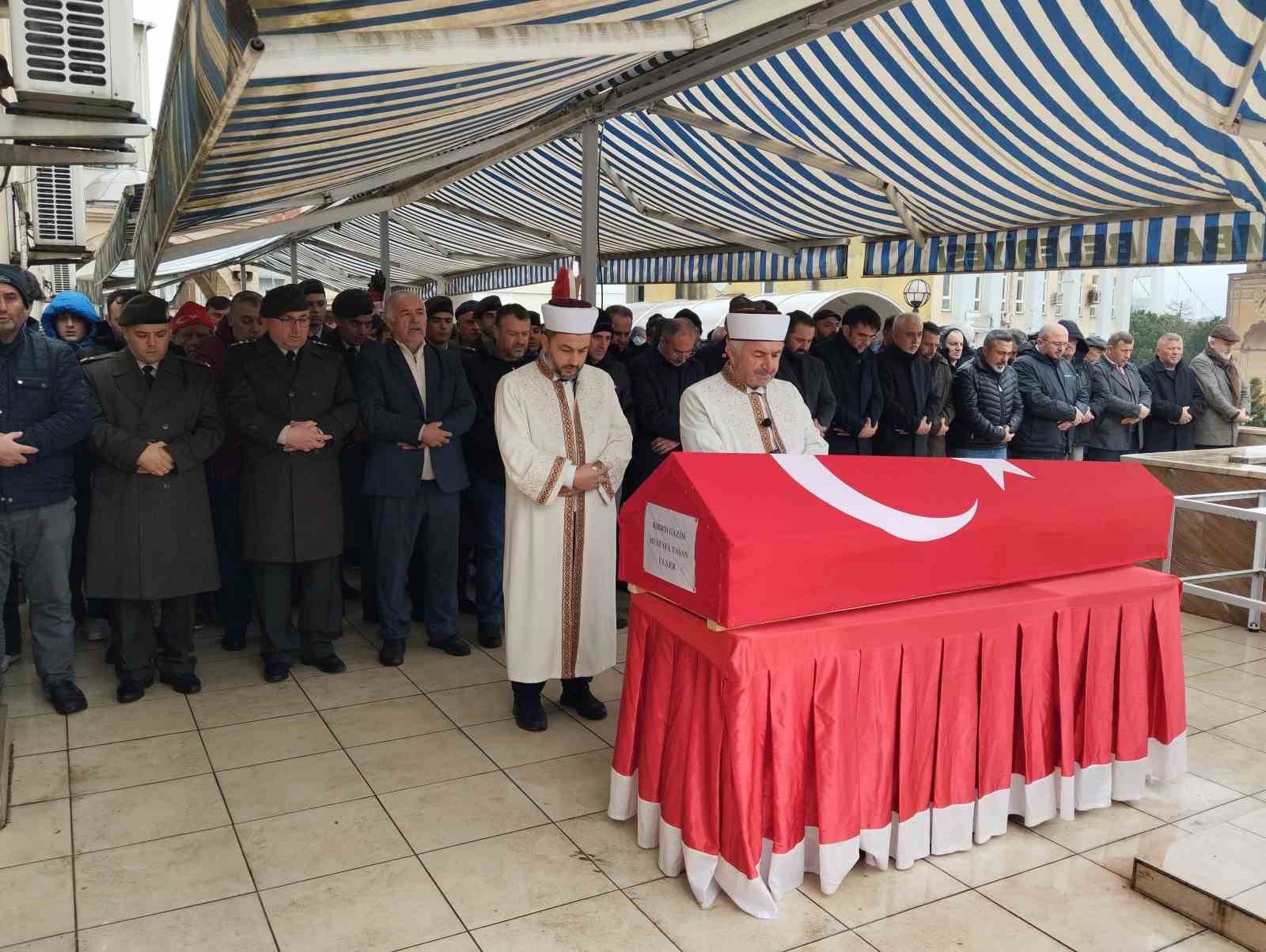 Çapa Makinesine Kapılan Kıbrıs Gazisine Son Görev