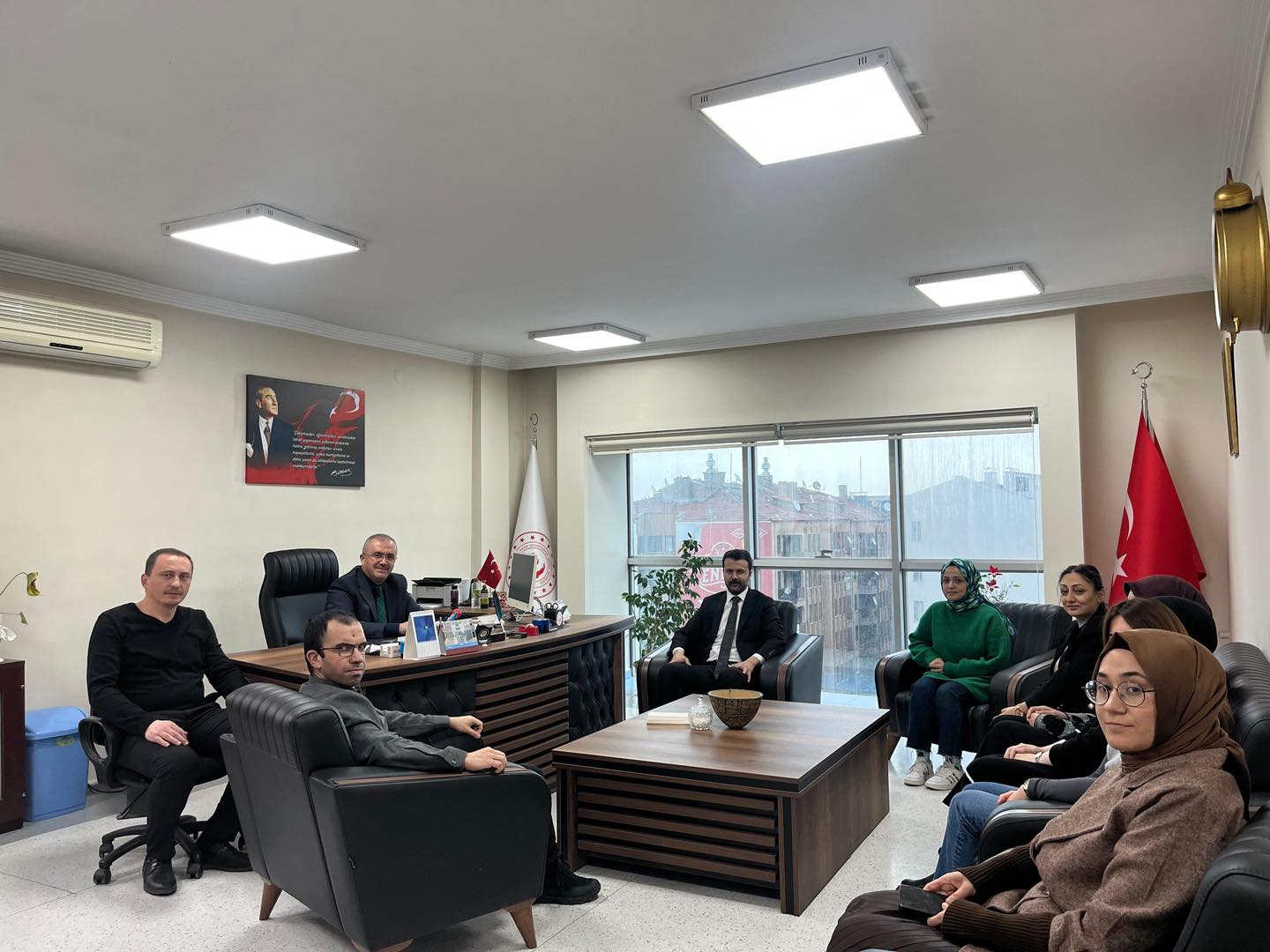 İl Müdürü Erdoğan, Çalışma Arkadaşlarıyla Bir Araya Geldi