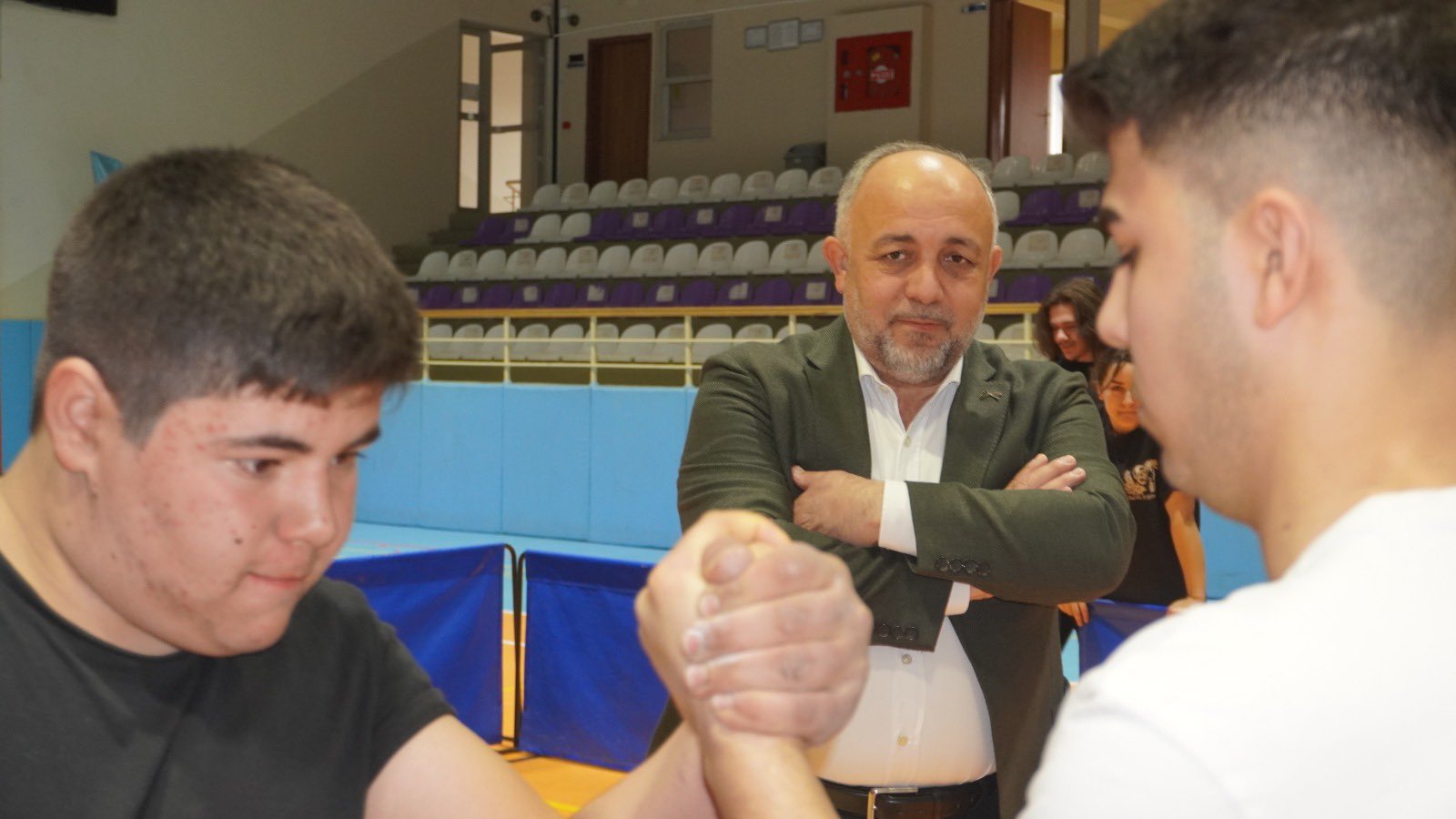 SPORUN VE SPORCUNUN GELİŞİMİ KASAPOĞLU’NA EMANET
