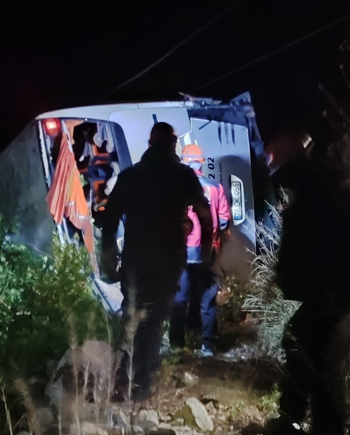 Şarampole Yuvarlanan Otobüste Eşini Kaybeden Kadın: "Son Sözü Nefes Alamıyorum Oldu"