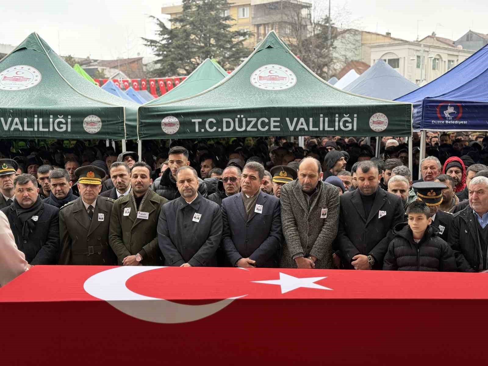 Şehit Uzman Çavuş Mustafa Bazna Son Yolculuğuna Uğurlandı