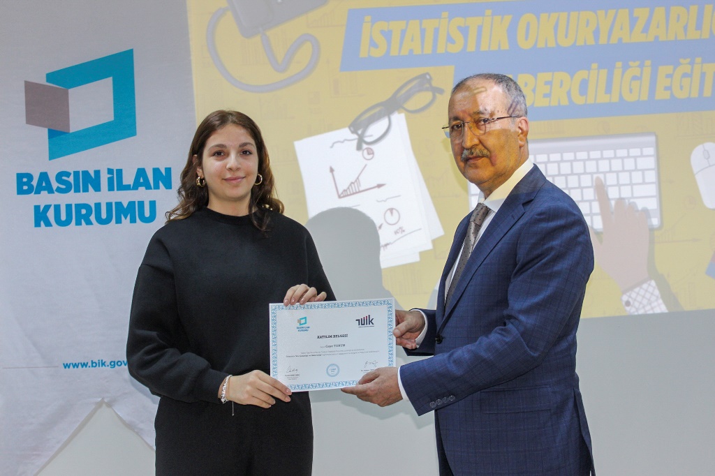 ERKILINÇ: HAKLARINIZA EN AZ BİZLER KADAR SAHİP ÇIKIN