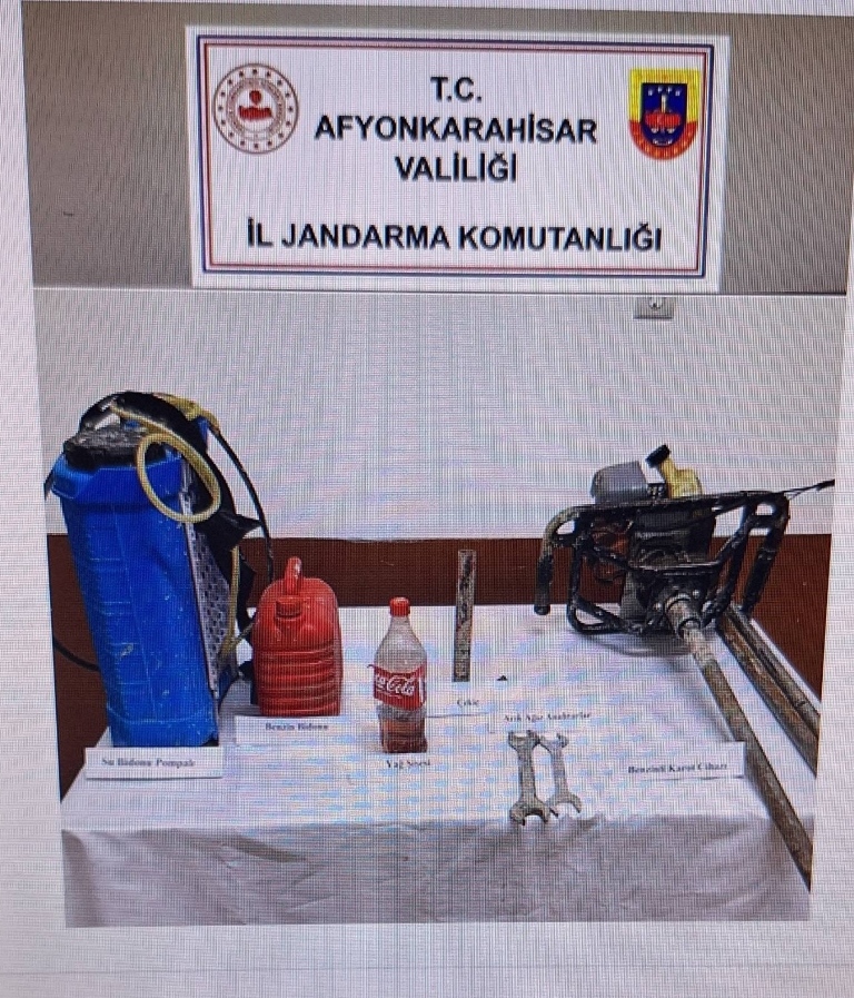 AFYON’DA KAÇAK KAZIYA SUÇÜSTÜ!