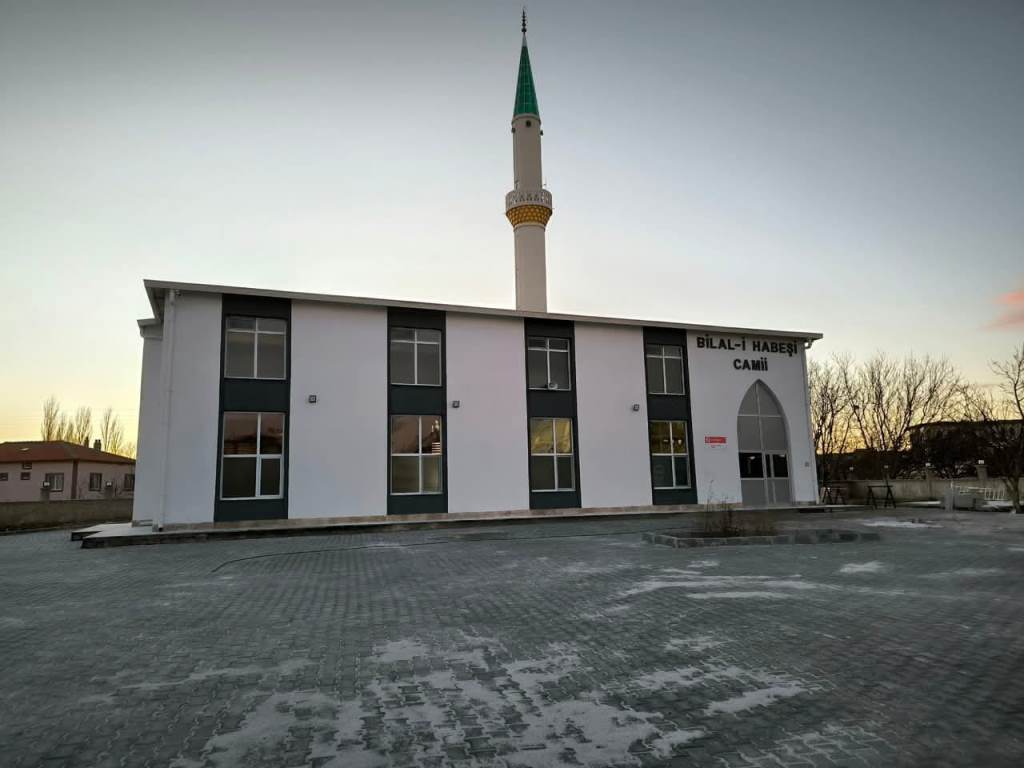 İSCEHİSAR'DA BİLALİ HABEŞİ CAMİİ İBADETE AÇILIYOR