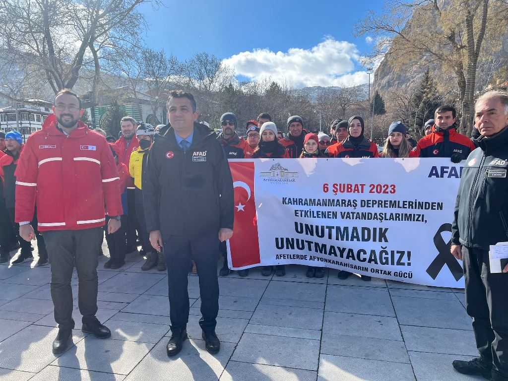 VALİ VEKİLİ KEKLİK: AFYONKARAHİSAR KAHRAMAN BİR ŞEHİR OLDUĞUNU KEZ DAHA GÖSTERDİ"