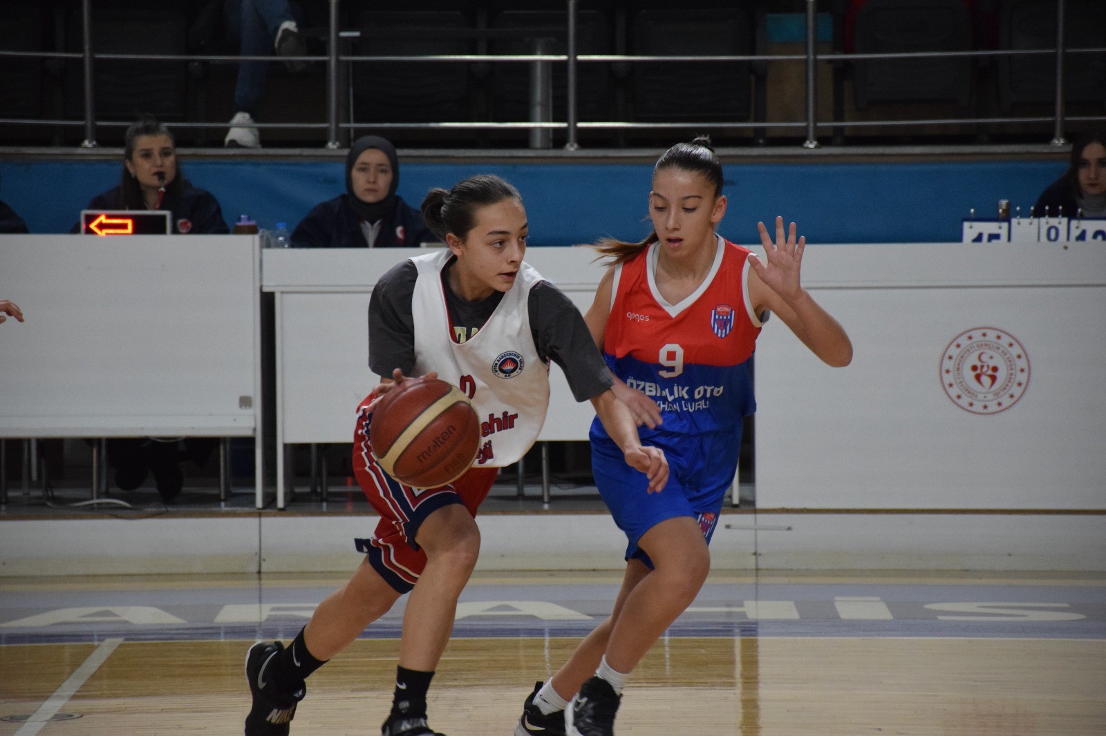 Afyonkarahisar’da U-14 Basketbol Kızlar Bölge Şampiyonası Heyecanı