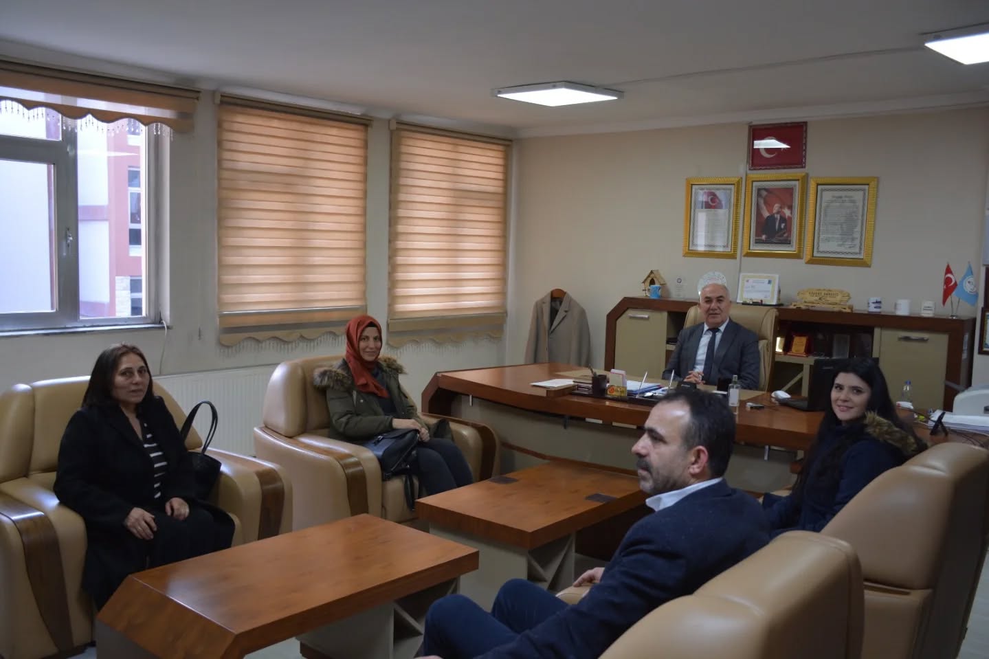 Afyonkarahisar Olgunlaşma Enstitüsünden, İlçe Milli Eğitim Müdürü Emeksiz'e Ziyaret
