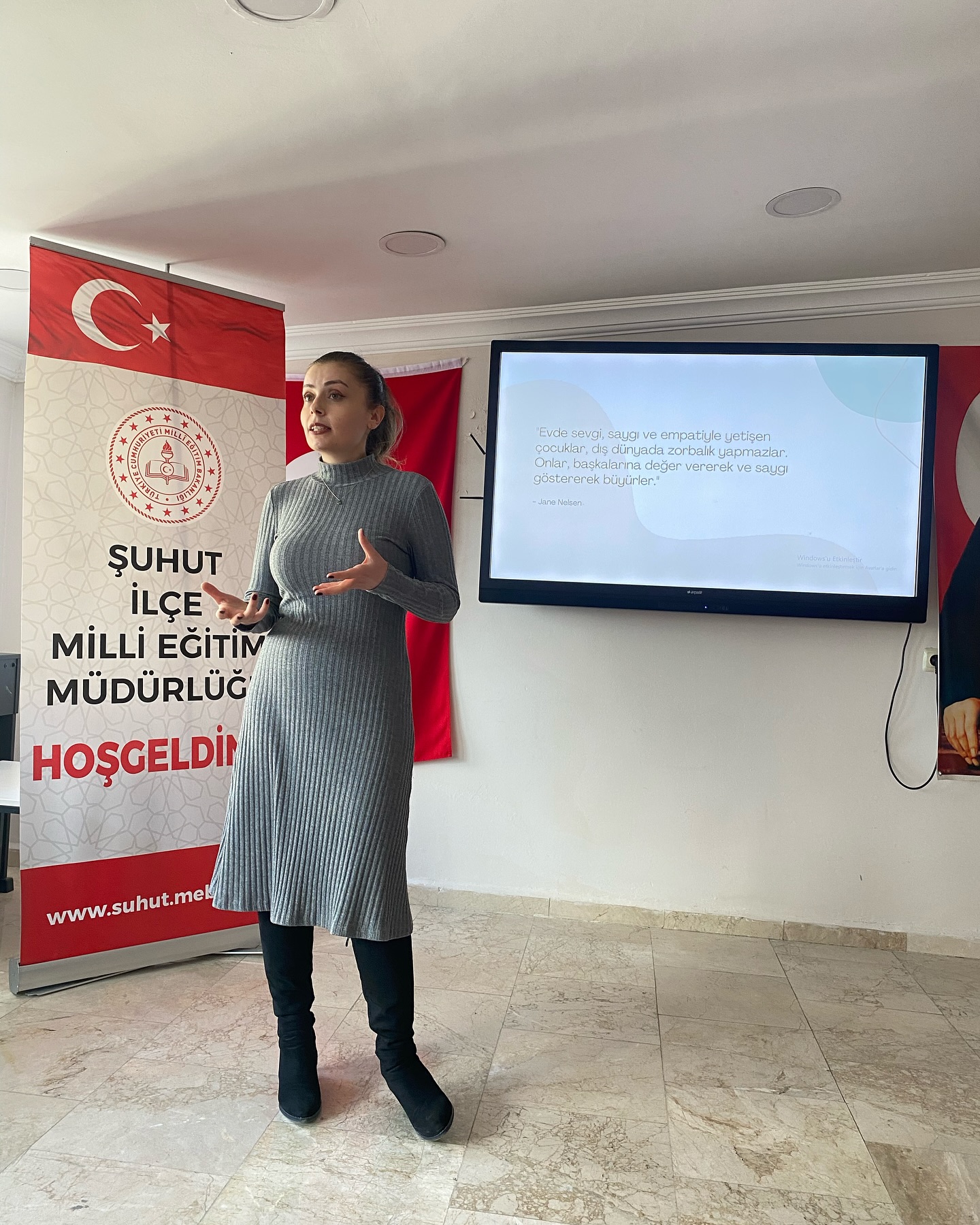 Şuhut İlçesinde, "Bilinçli Teknoloji Kullanımı ve Dijital Mahremiyet Eğitimi" Semineri Düzenlendi