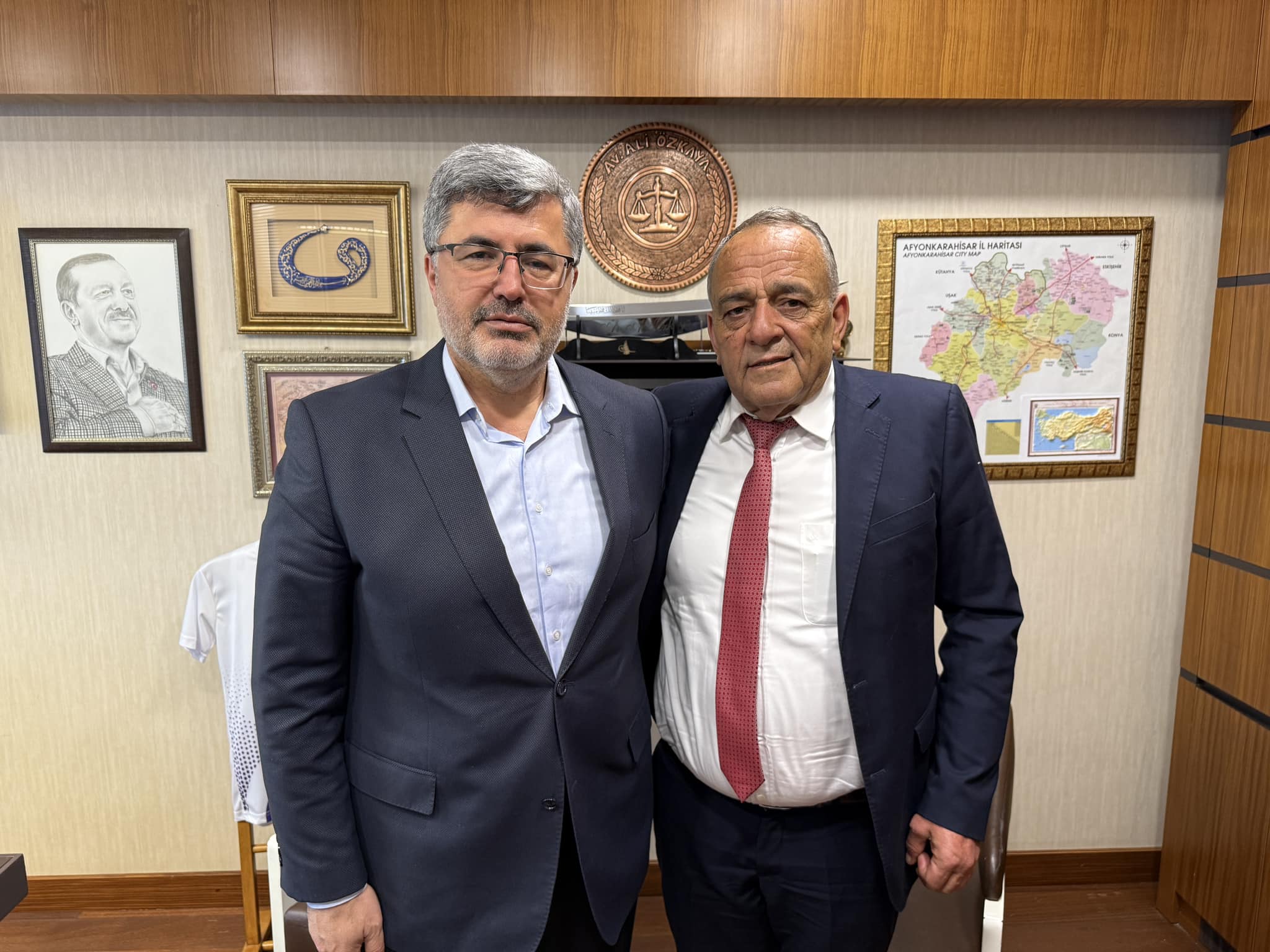 Milletvekili Özkaya, Güney Belediye Başkanı Karabacak’ı Kabul Etti