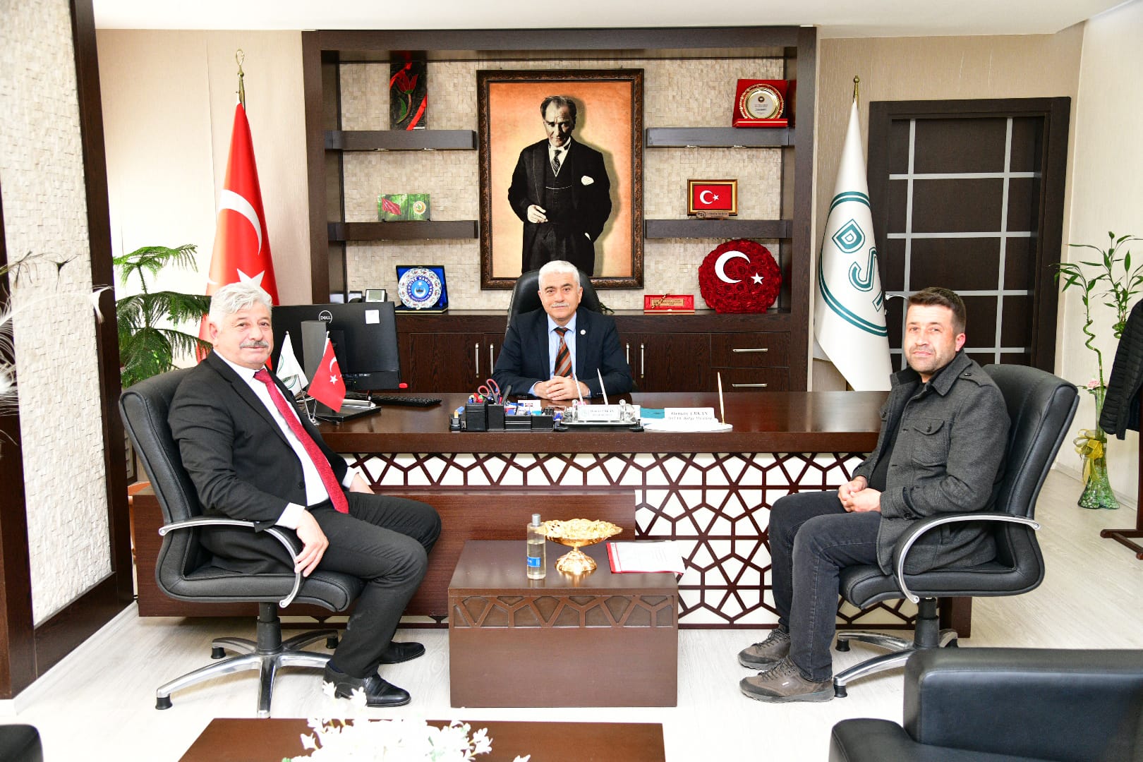 BAŞKAN KARAMOÇU VE BAŞKAN GÜRGEN’DEN DSİ BÖLGE MÜDÜRÜ ERKAN’A ZİYARET
