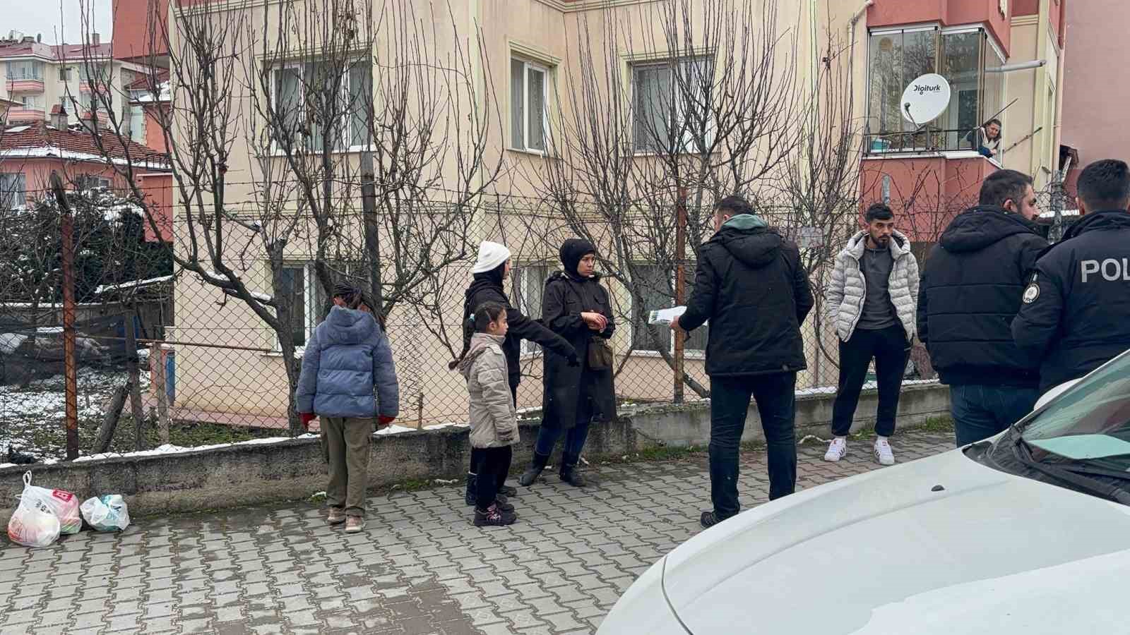 Eski Sevgilisini Bıçakla Kafasından Yaraladı