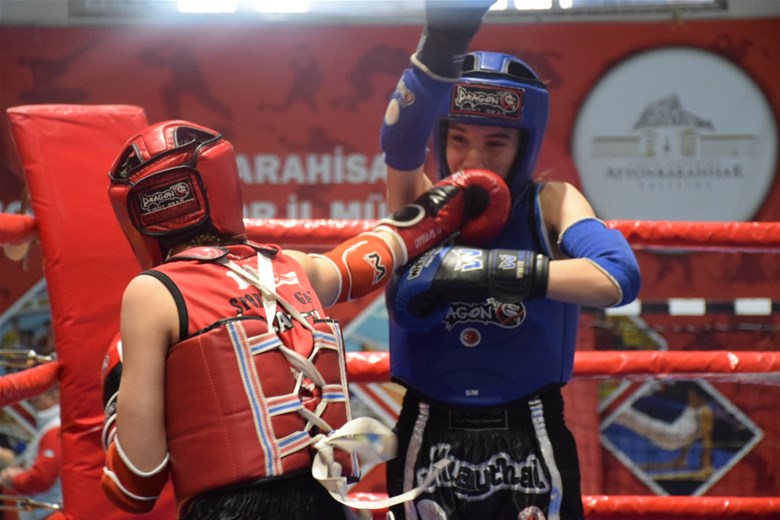 AFYON, EGE BÖLGESİ MUAYTHAİ ŞAMPİYONASINA EV SAHİPLİĞİ YAPIYOR