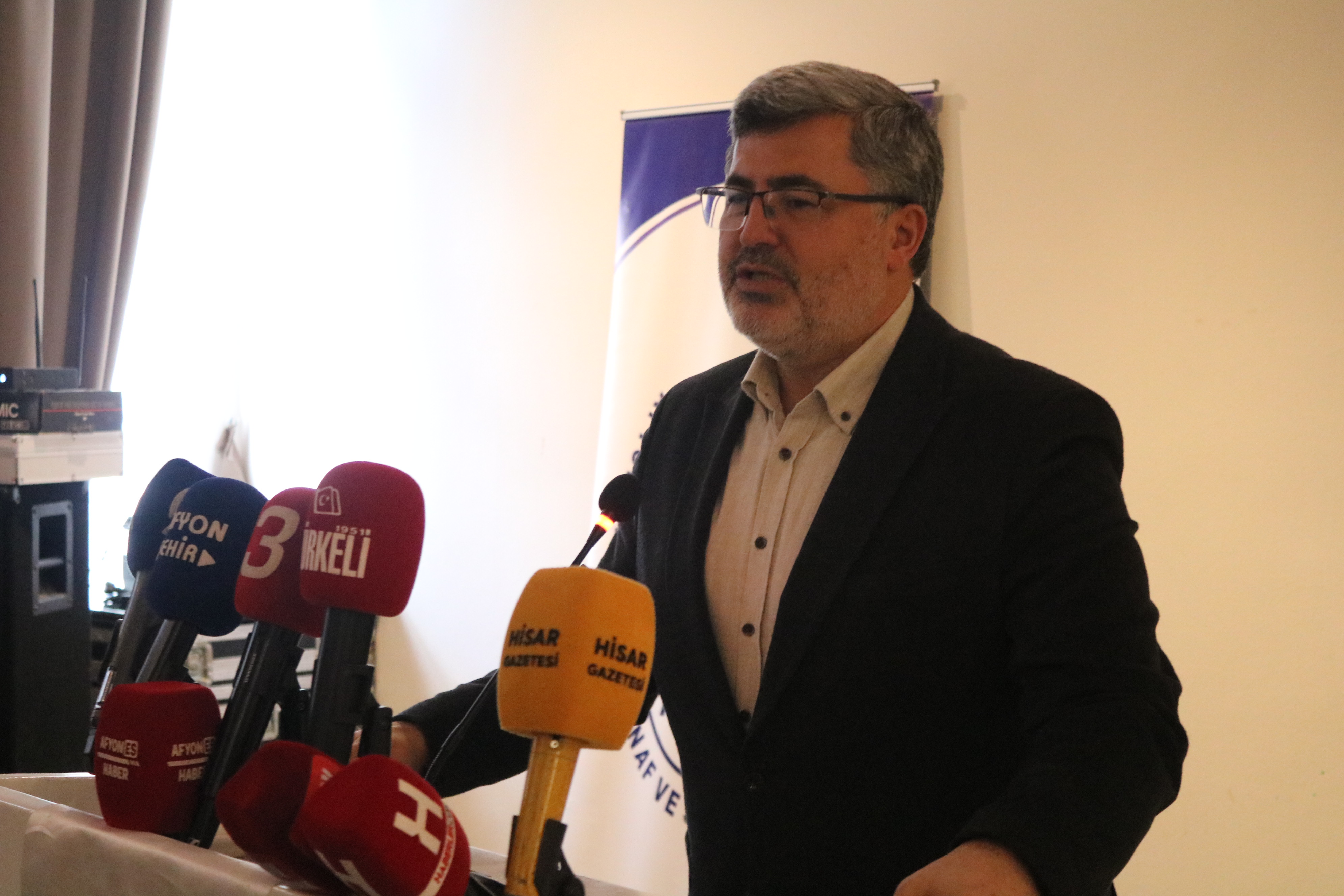 AK PARTİLİ ÖZKAYA SANAYİ ESNAFINI SEVİNDİRECEK MÜJDEYİ VERDİ