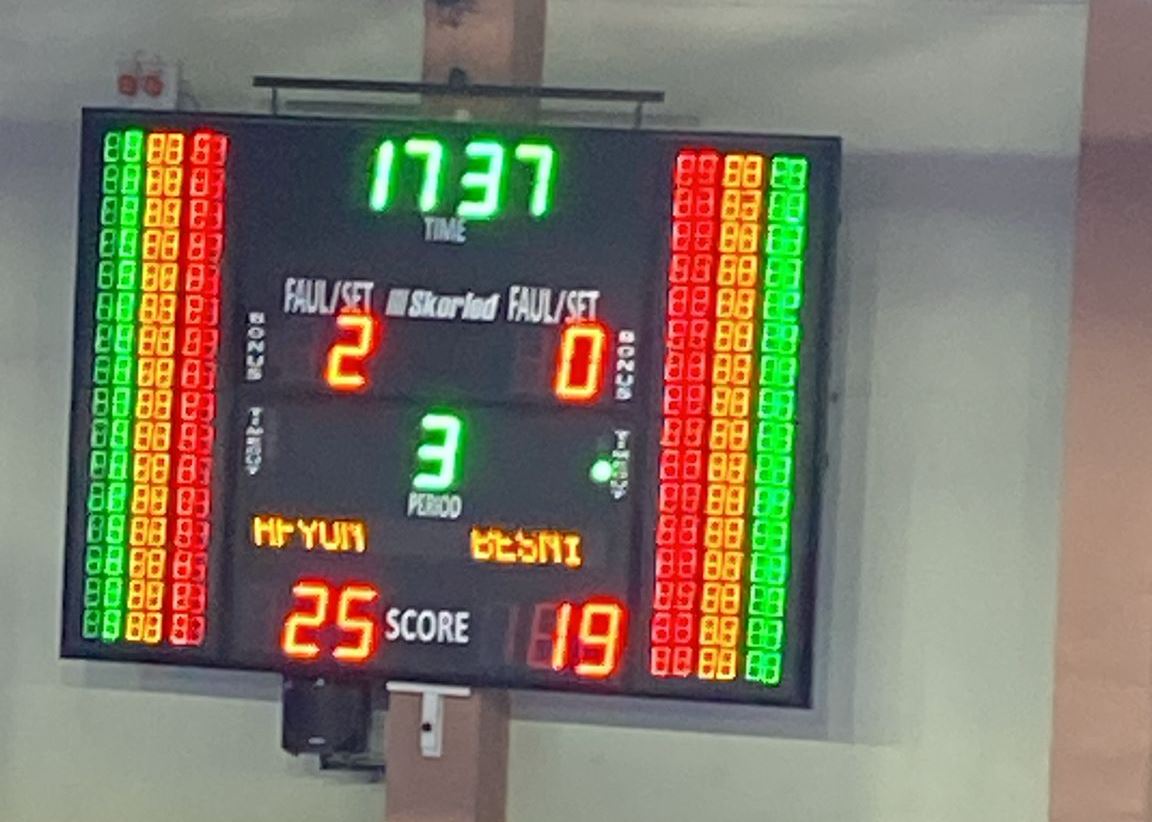 AFYON BELEDİYE YÜNTAŞ VOLEYBOL RAKİP TANIMIYOR