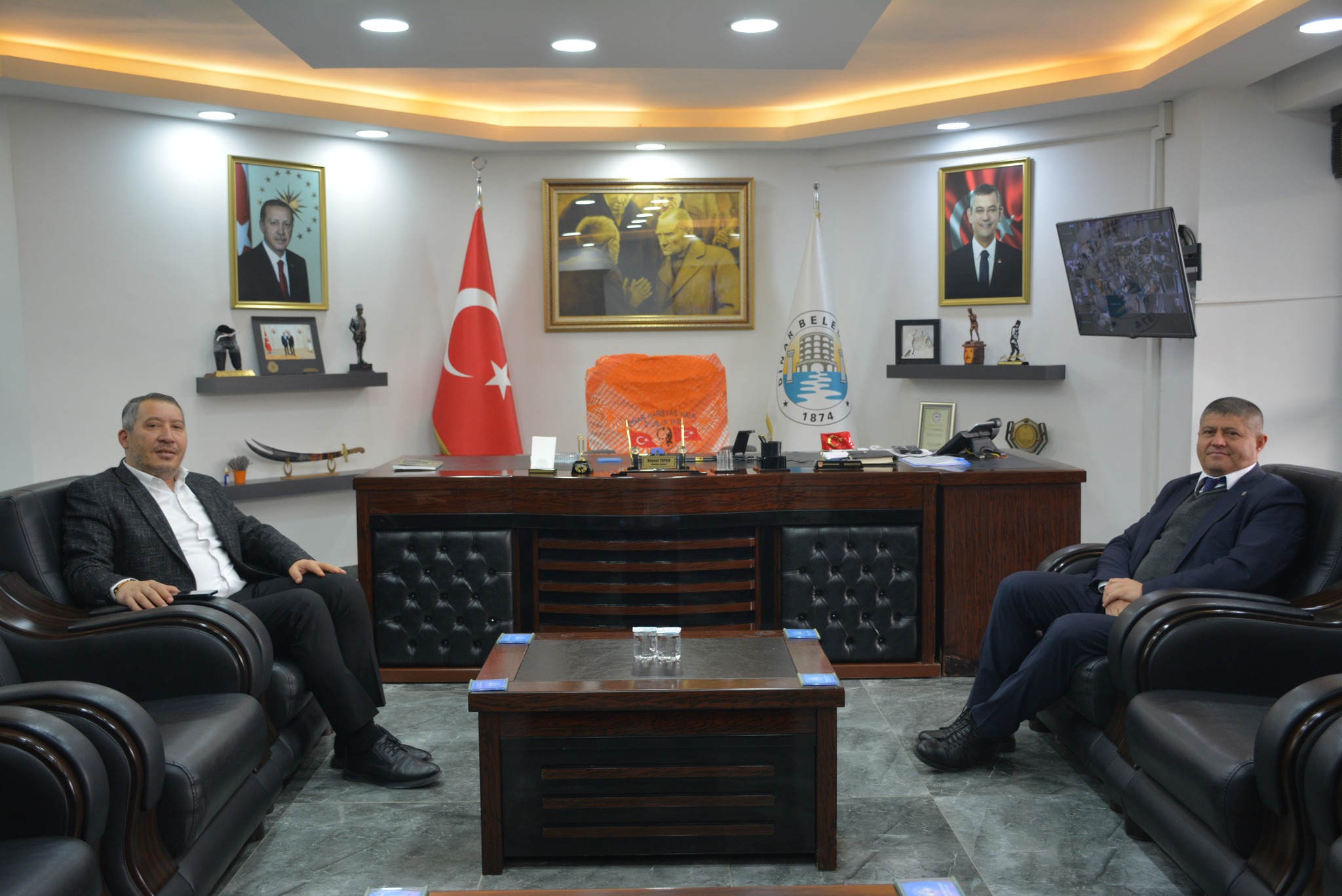 Başkan Topçu, Isparta Ziraat Odası Yönetim Kurulu Başkanı Selçuk'u Ağırladı