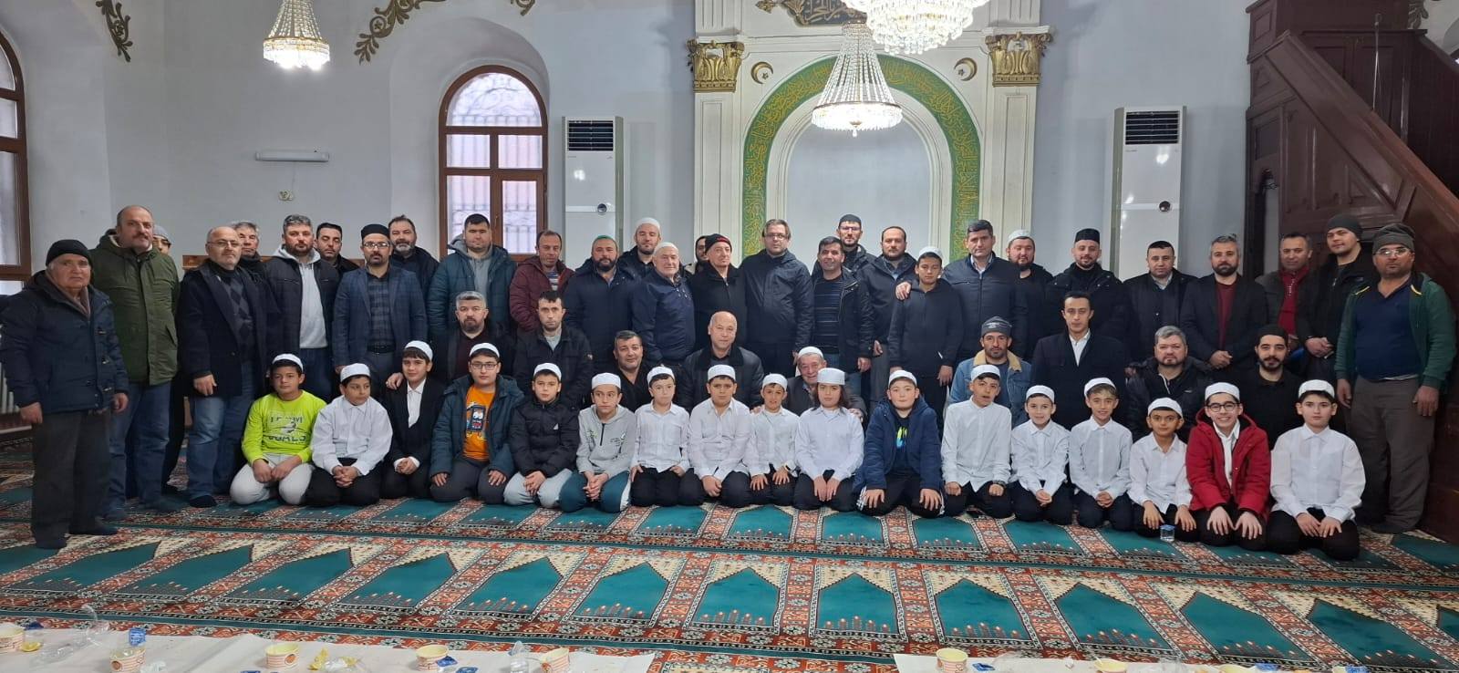 Dinar İlçesinde, “Hafızlarla Ailecek Sabah Namazı Buluşması” Programı Düzenlendi