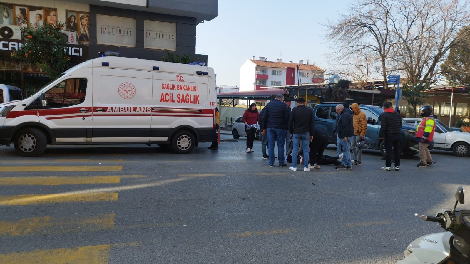 Otomobil İle Motosiklet Çarpıştı: 1 Yaralı