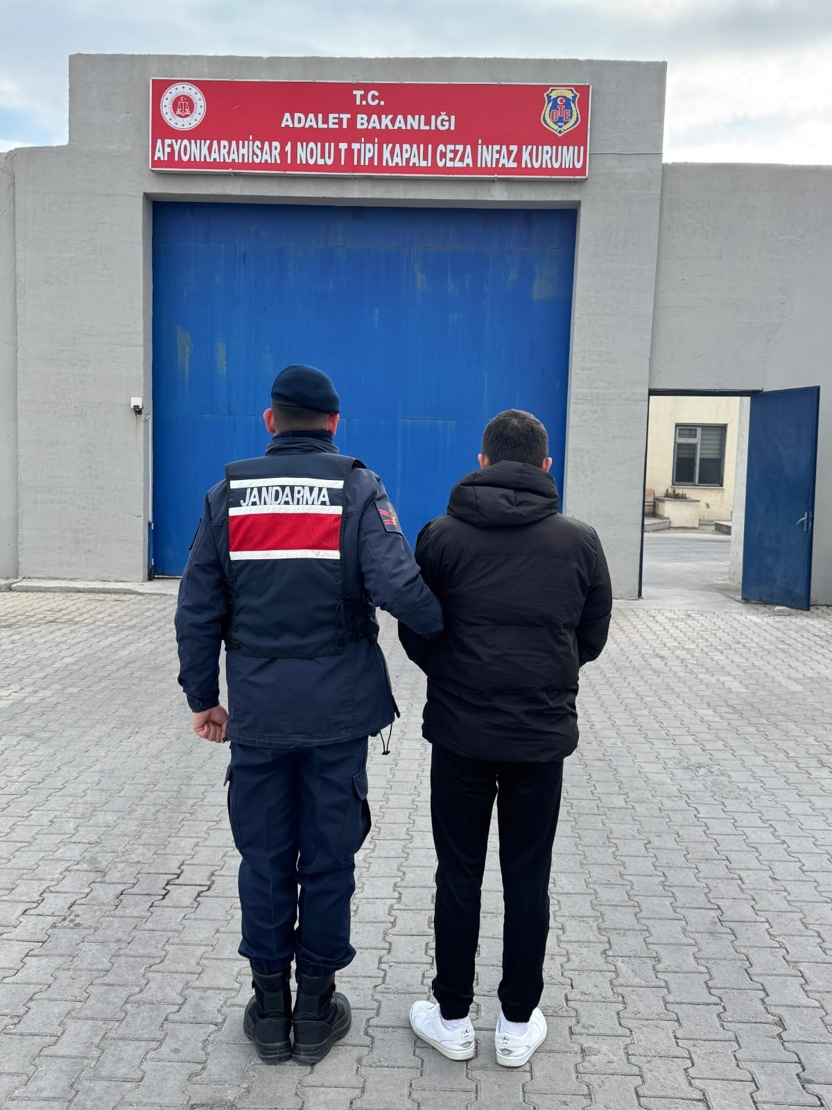 Afyonkarahisar’da Hayvan Hırsızlığı Suçundan Aranan Şahıs Yakalandı