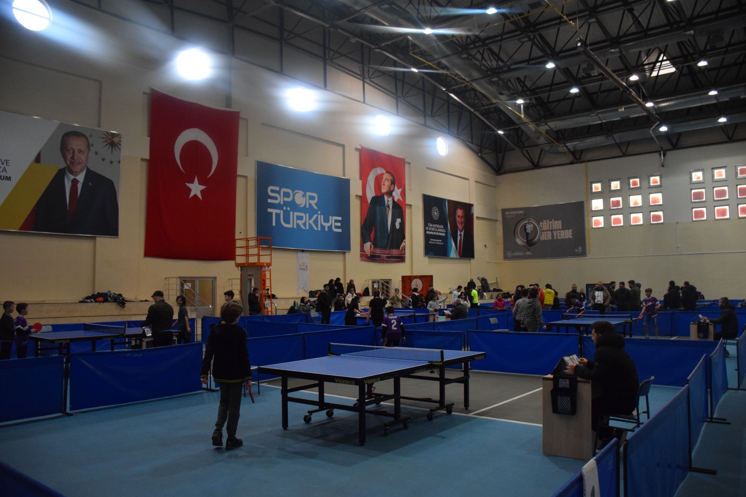 Afyonkarahisar’da Küçükler Masa Tenisi Müsabakaları Sona Erdi